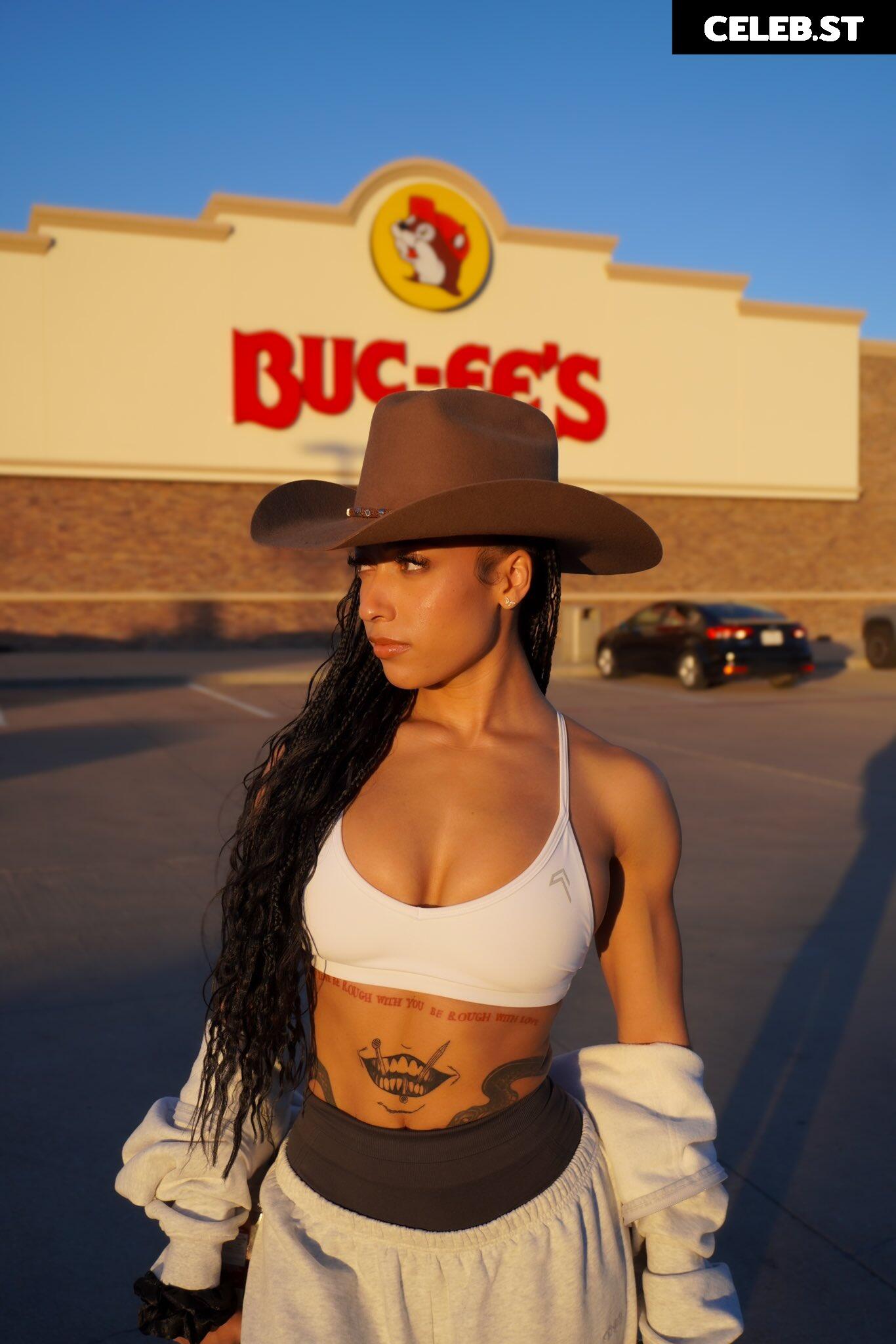 solesndsouls // Praying Mantis Image 4694682