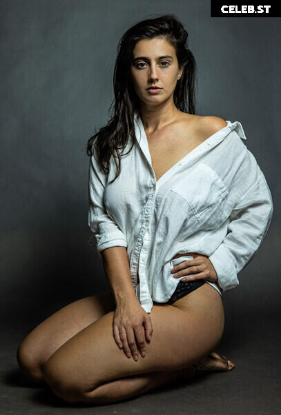 Model Seraphina Image 4694239
