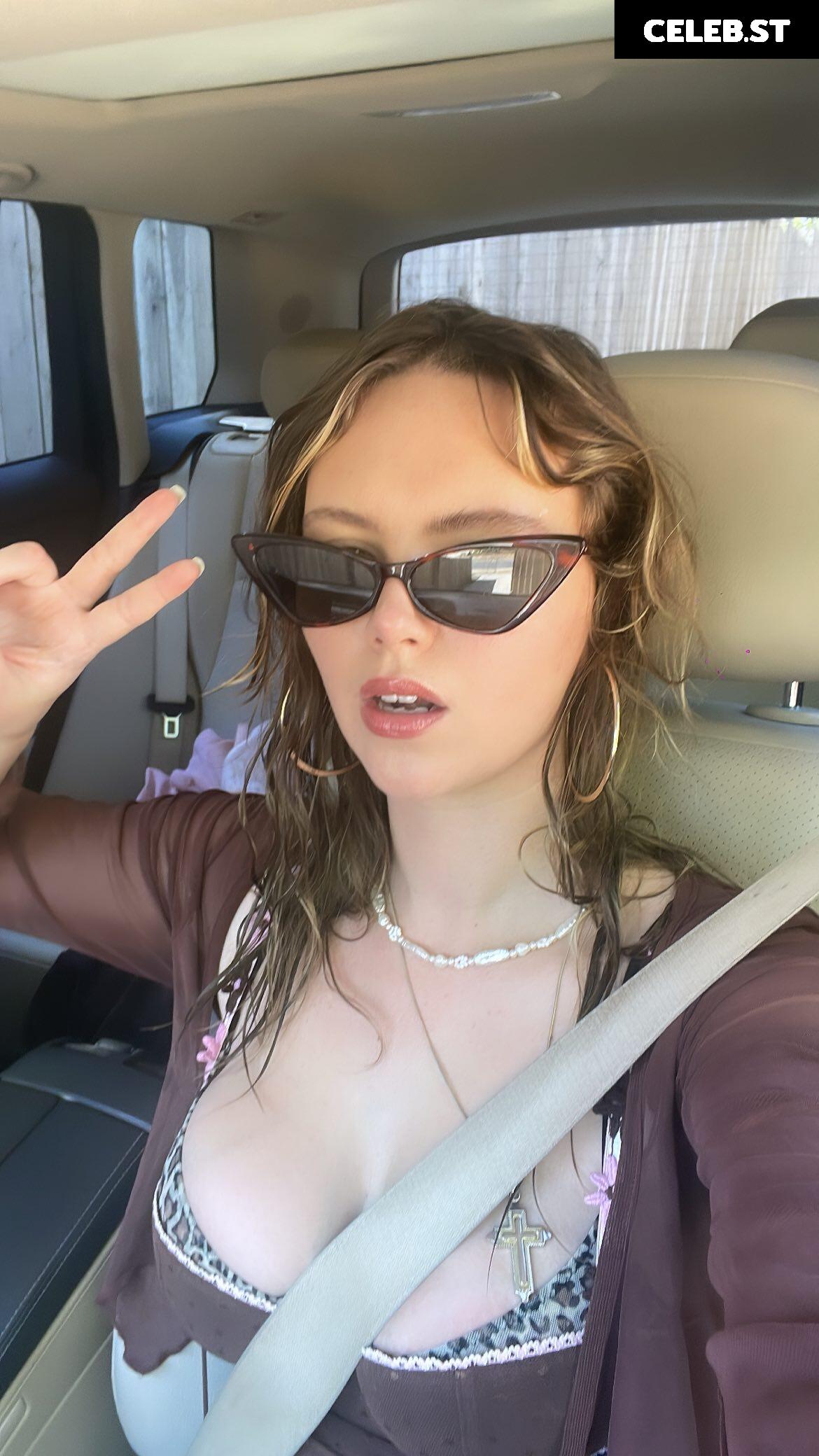 Payton Morse / faerybabyy Image 4692502