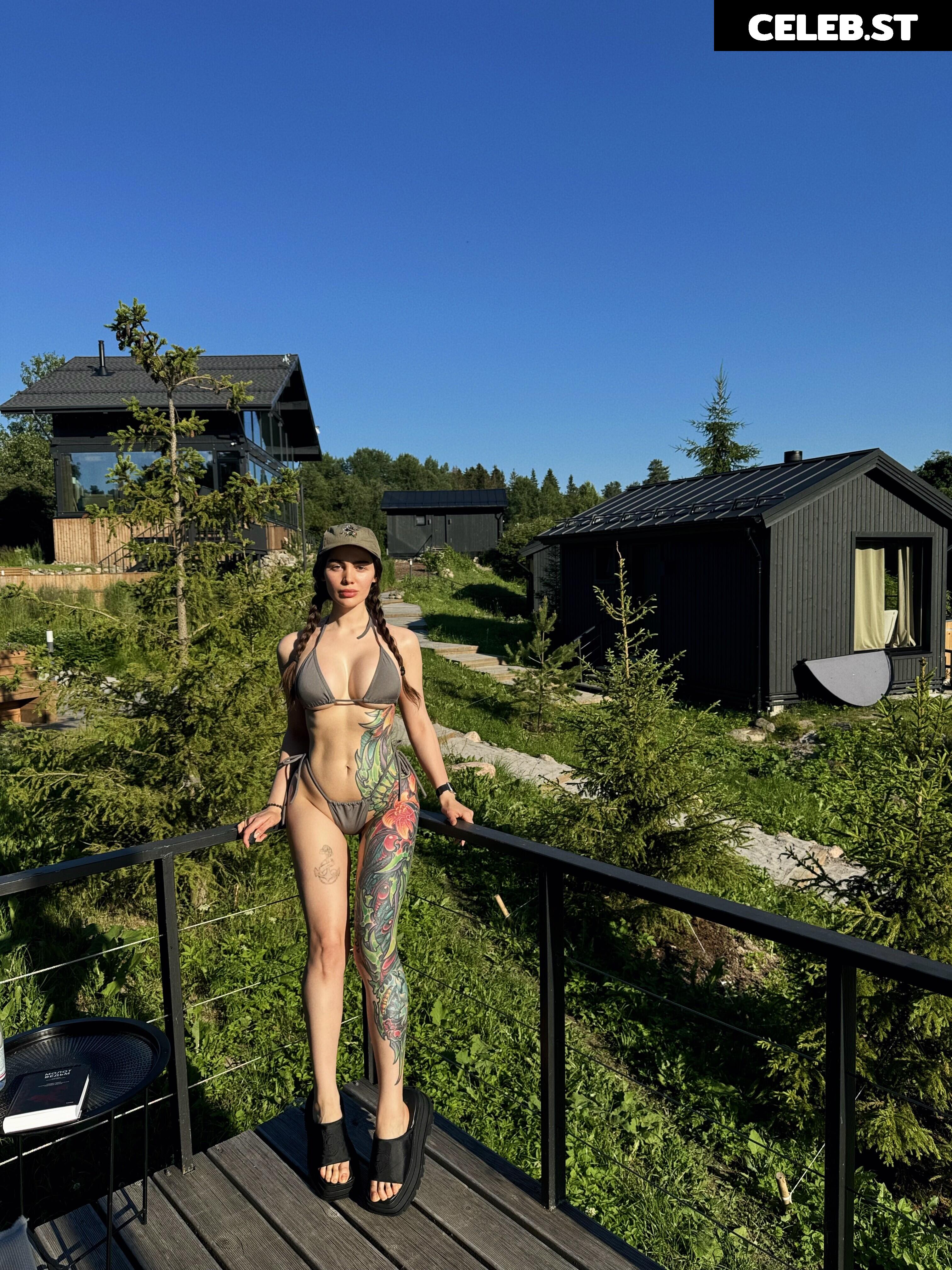 Toma Zhdanova / _tomato_333_ Image 4693075