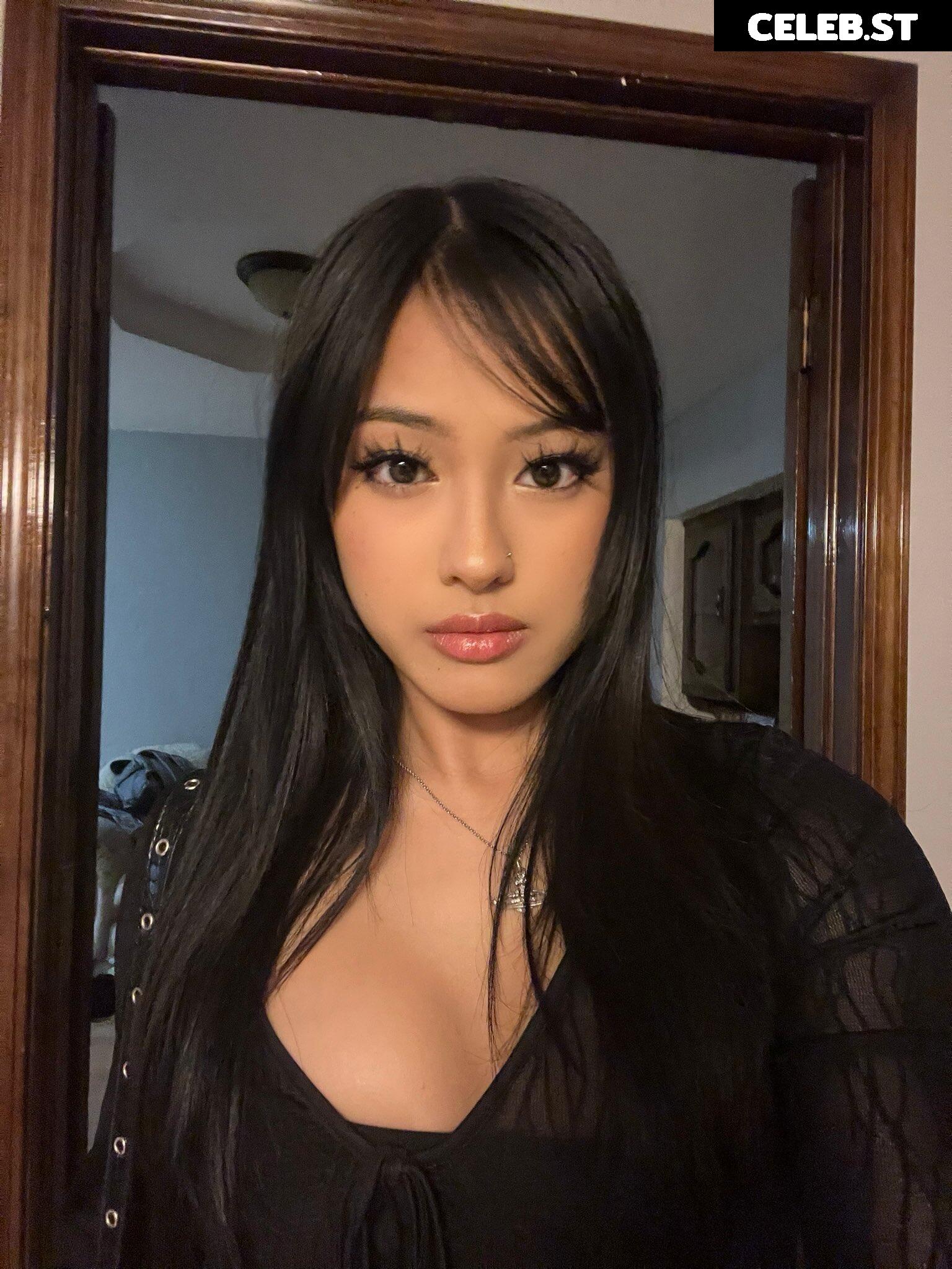 Gabby Hua @gabby.hua Image 4686734