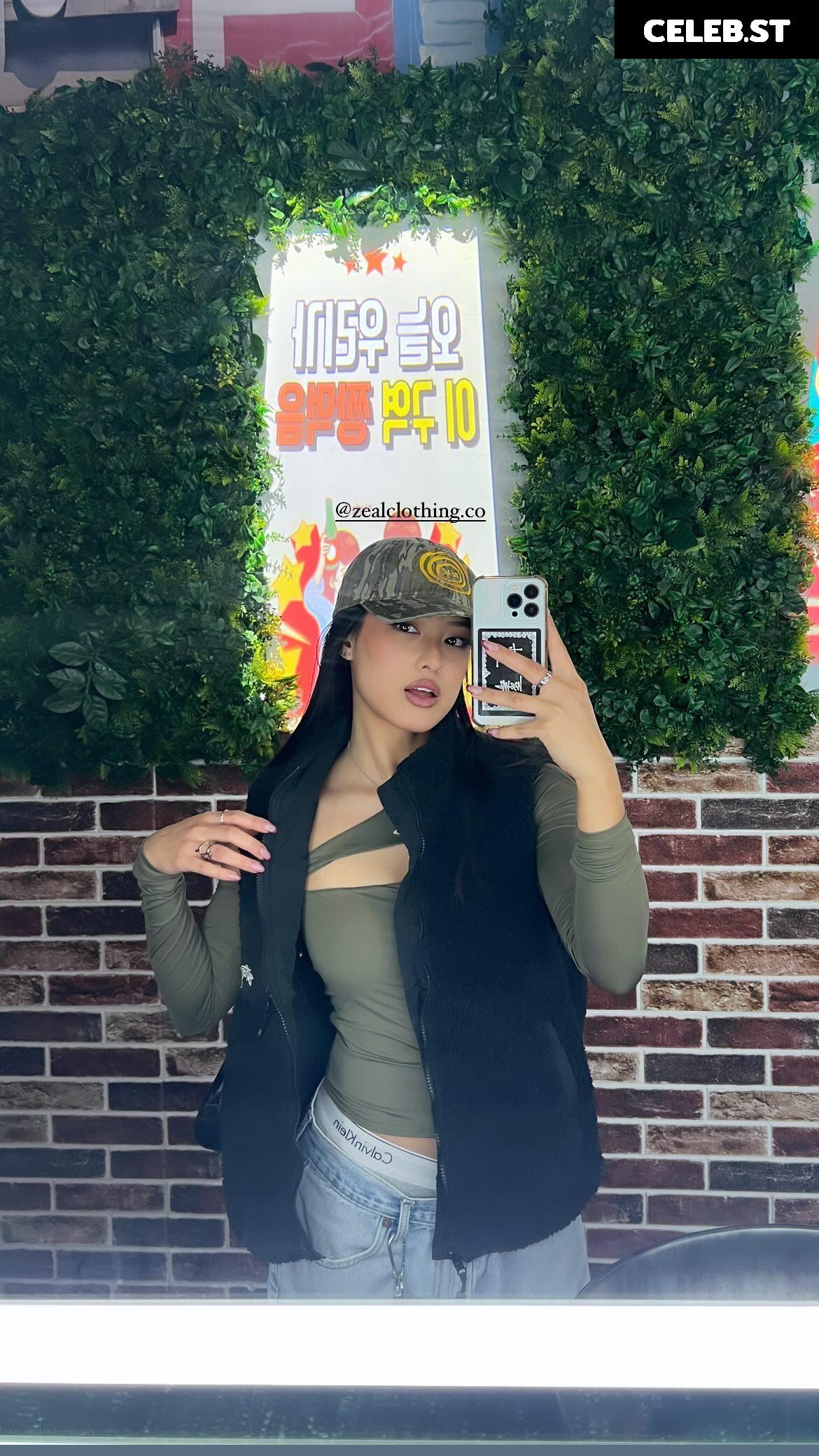Gabby Hua @gabby.hua Image 4686131