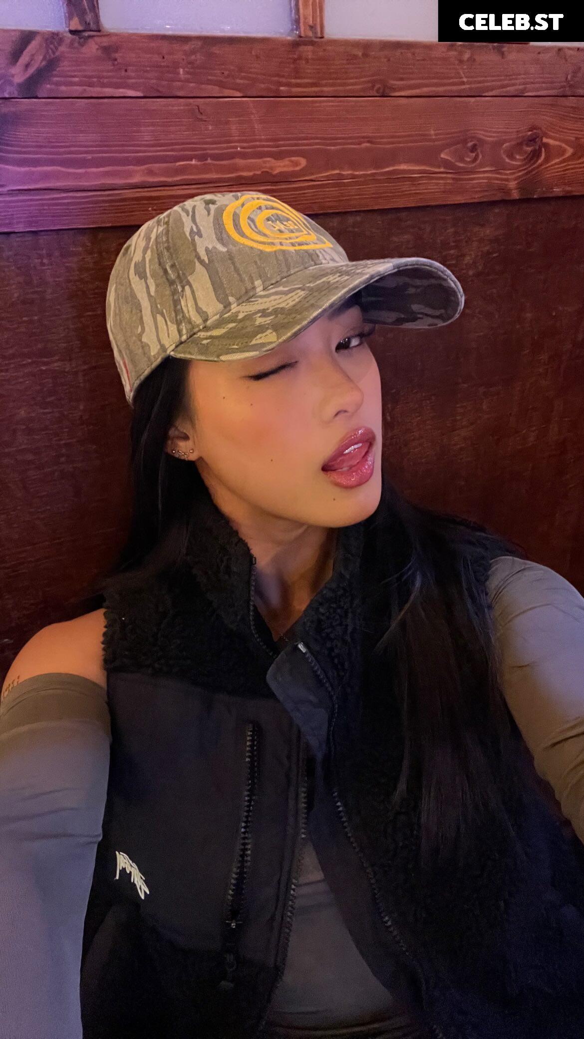 Gabby Hua @gabby.hua Image 4686134