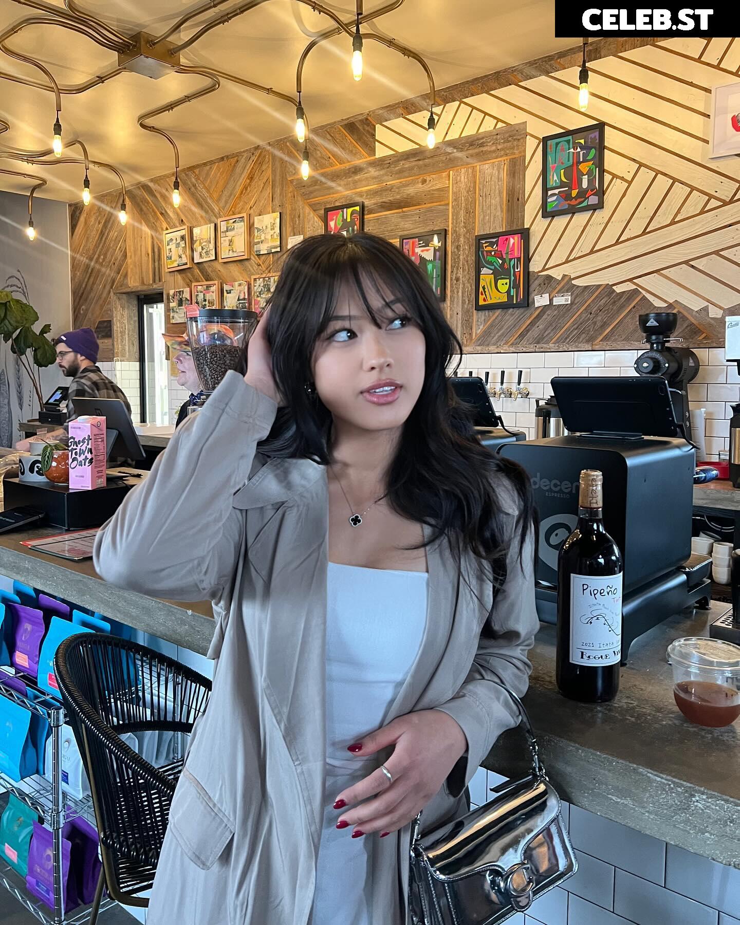 Gabby Hua @gabby.hua Image 4687565