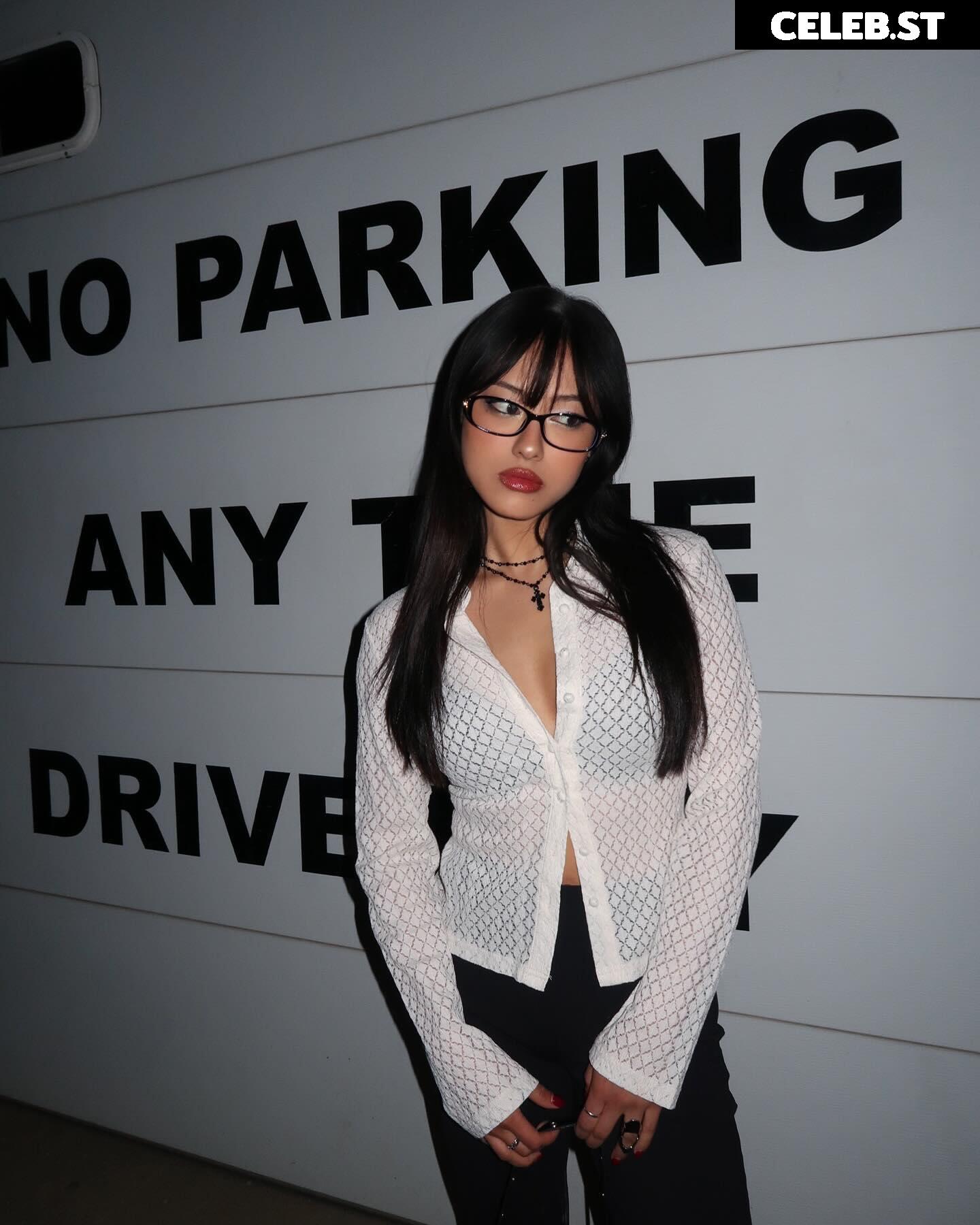 Gabby Hua @gabby.hua Image 4687620