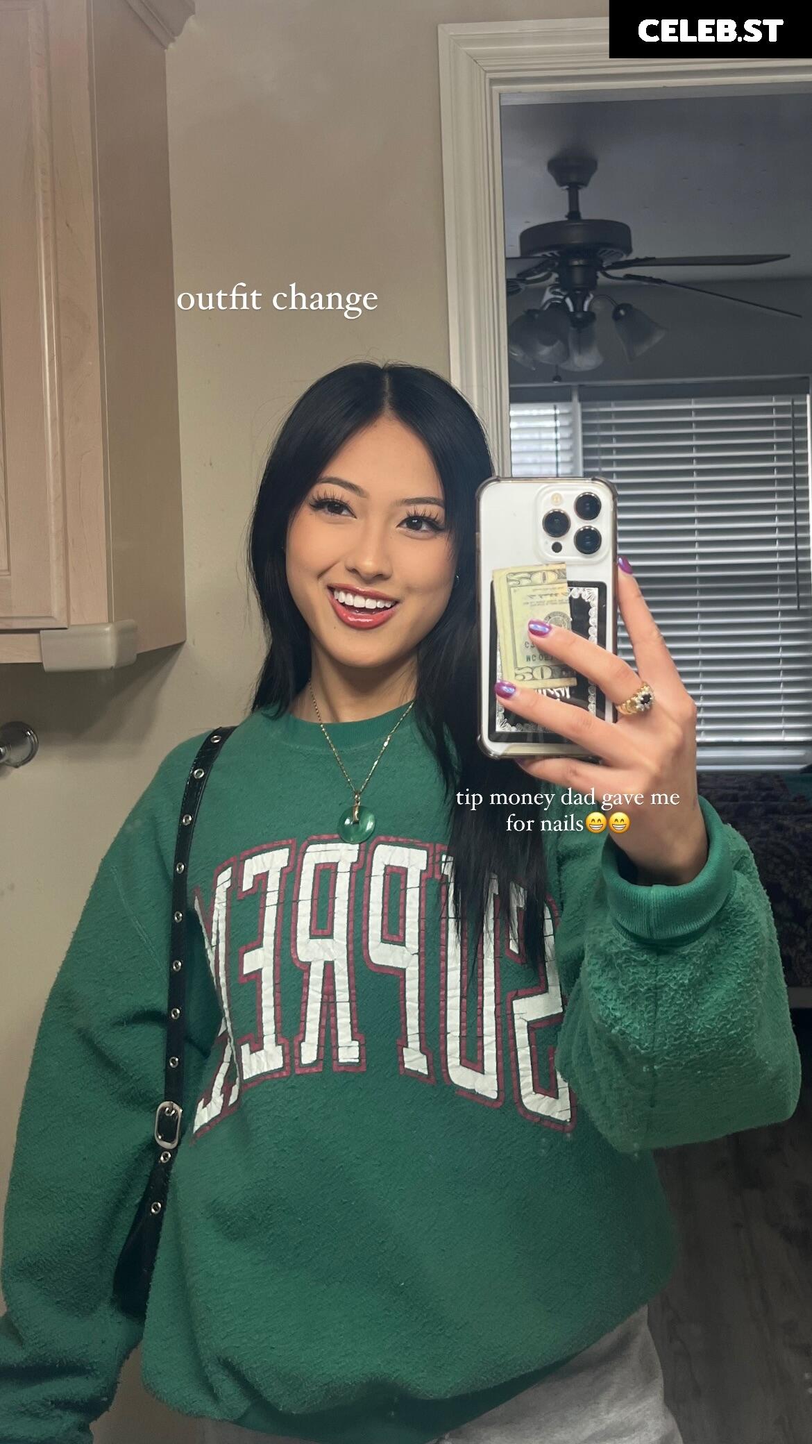 Gabby Hua @gabby.hua Image 4687002