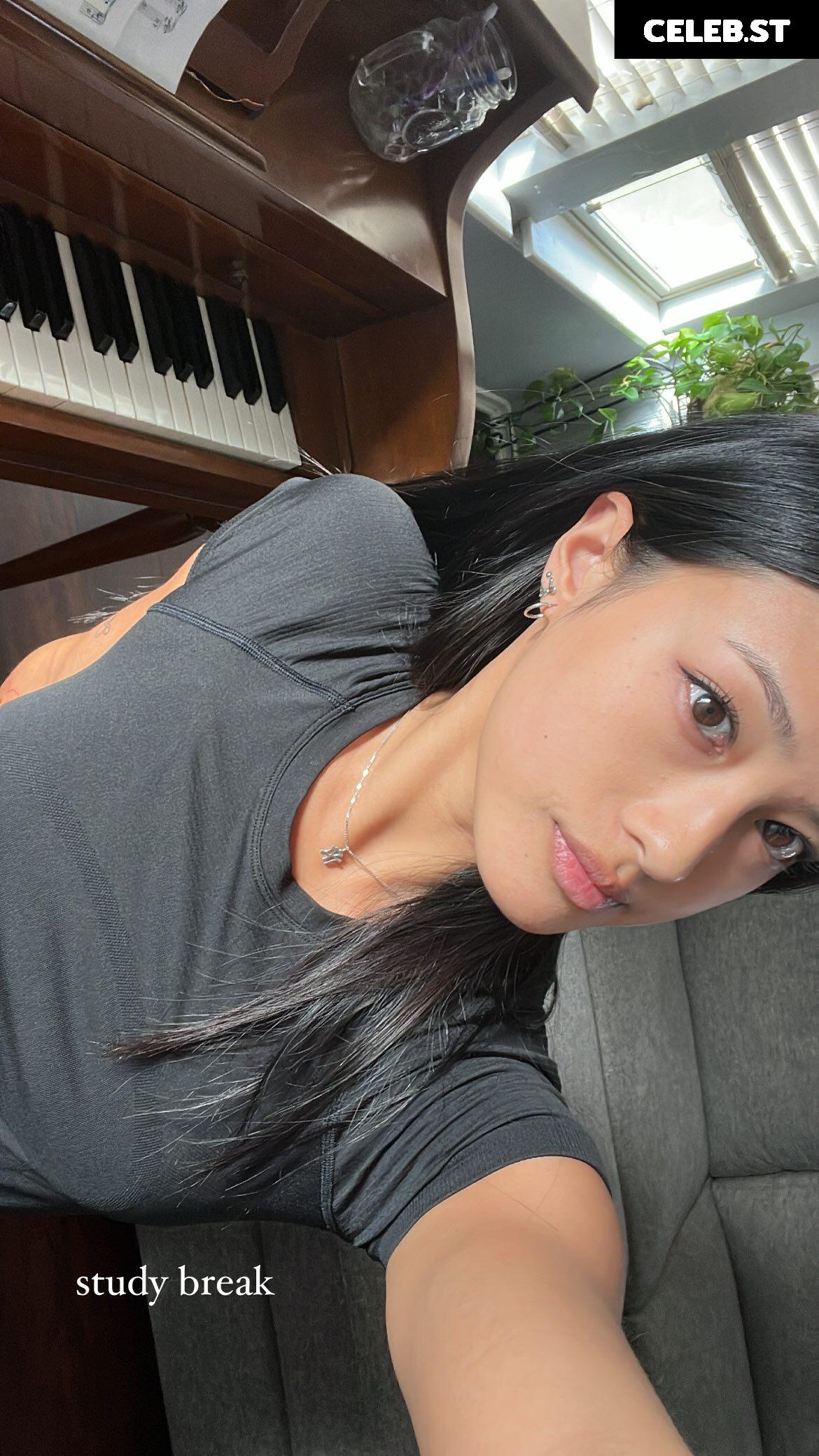 Gabby Hua @gabby.hua Image 4684629