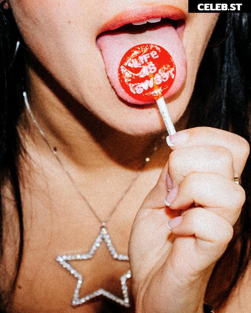 Tara yummy Image 4684000