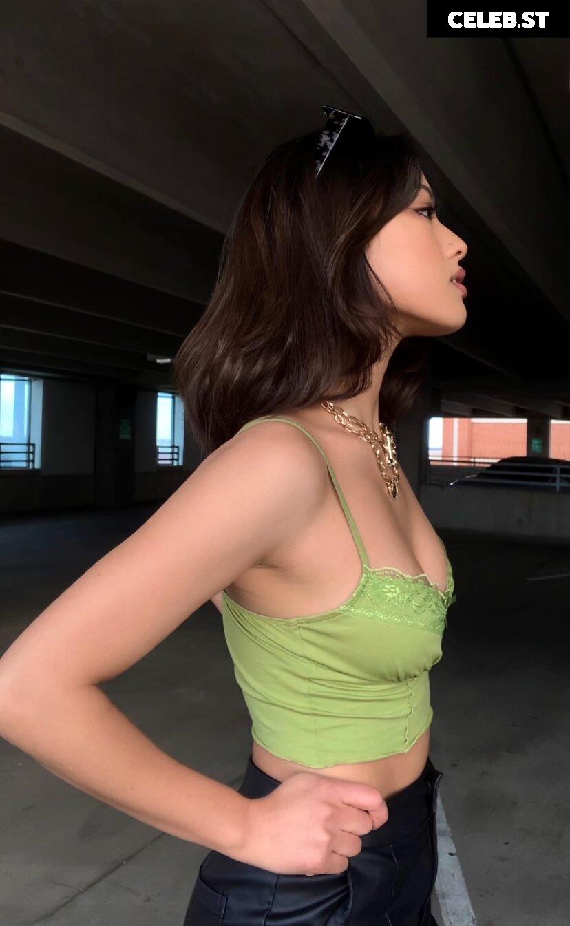 Gabby Hua @gabby.hua Image 4682050