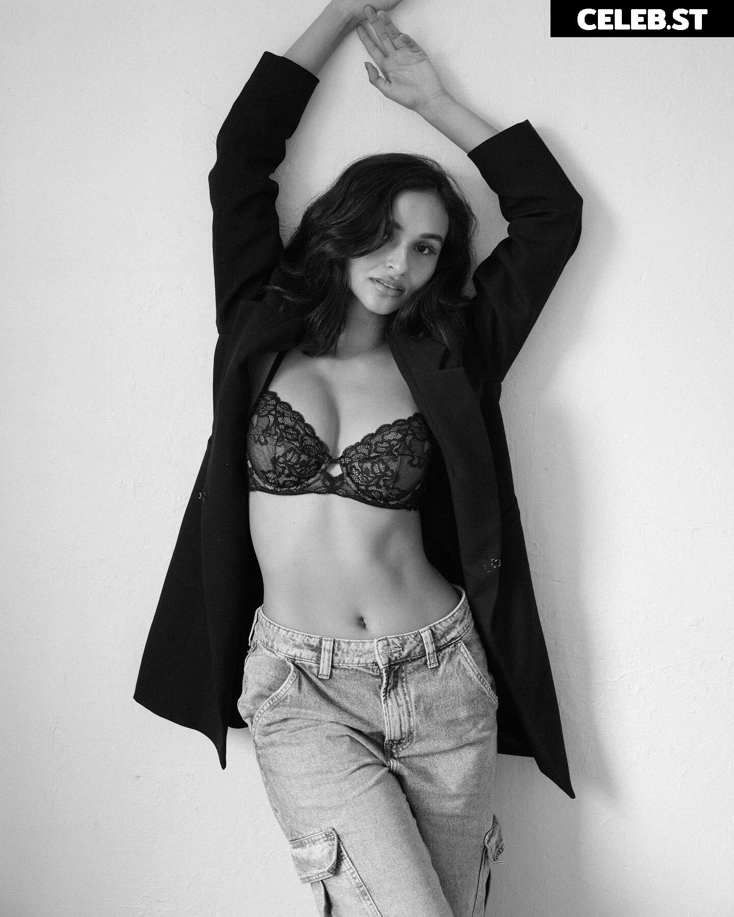 Alejandra Cobos Image 4683394