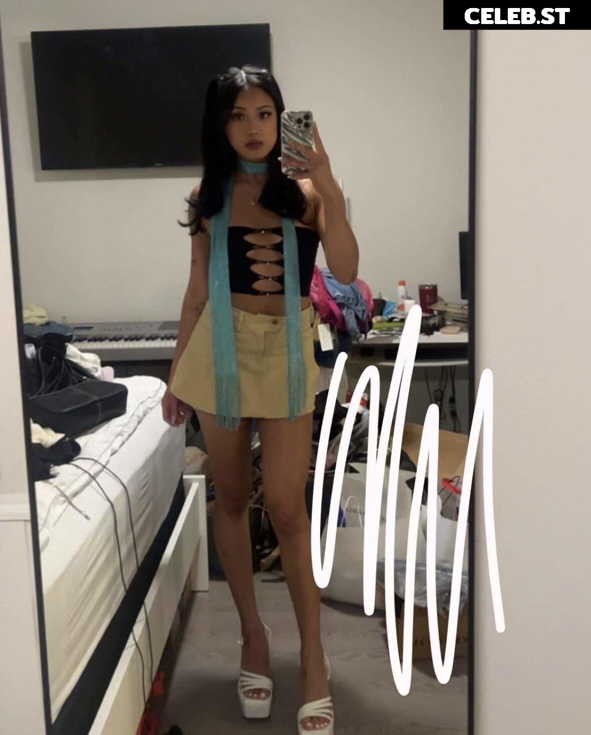 Gabby Hua @gabby.hua Image 4680733
