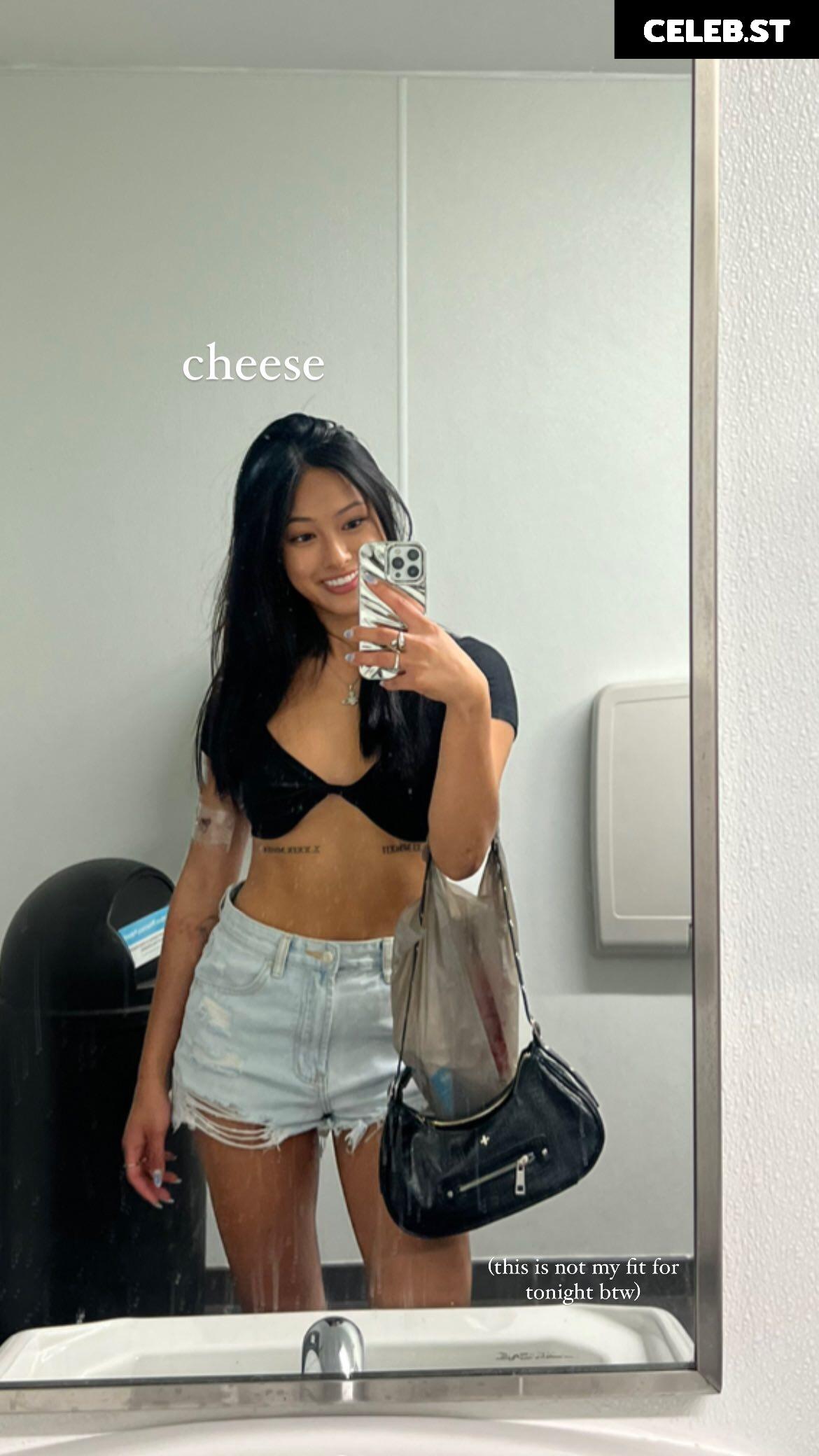 Gabby Hua @gabby.hua Image 4680645