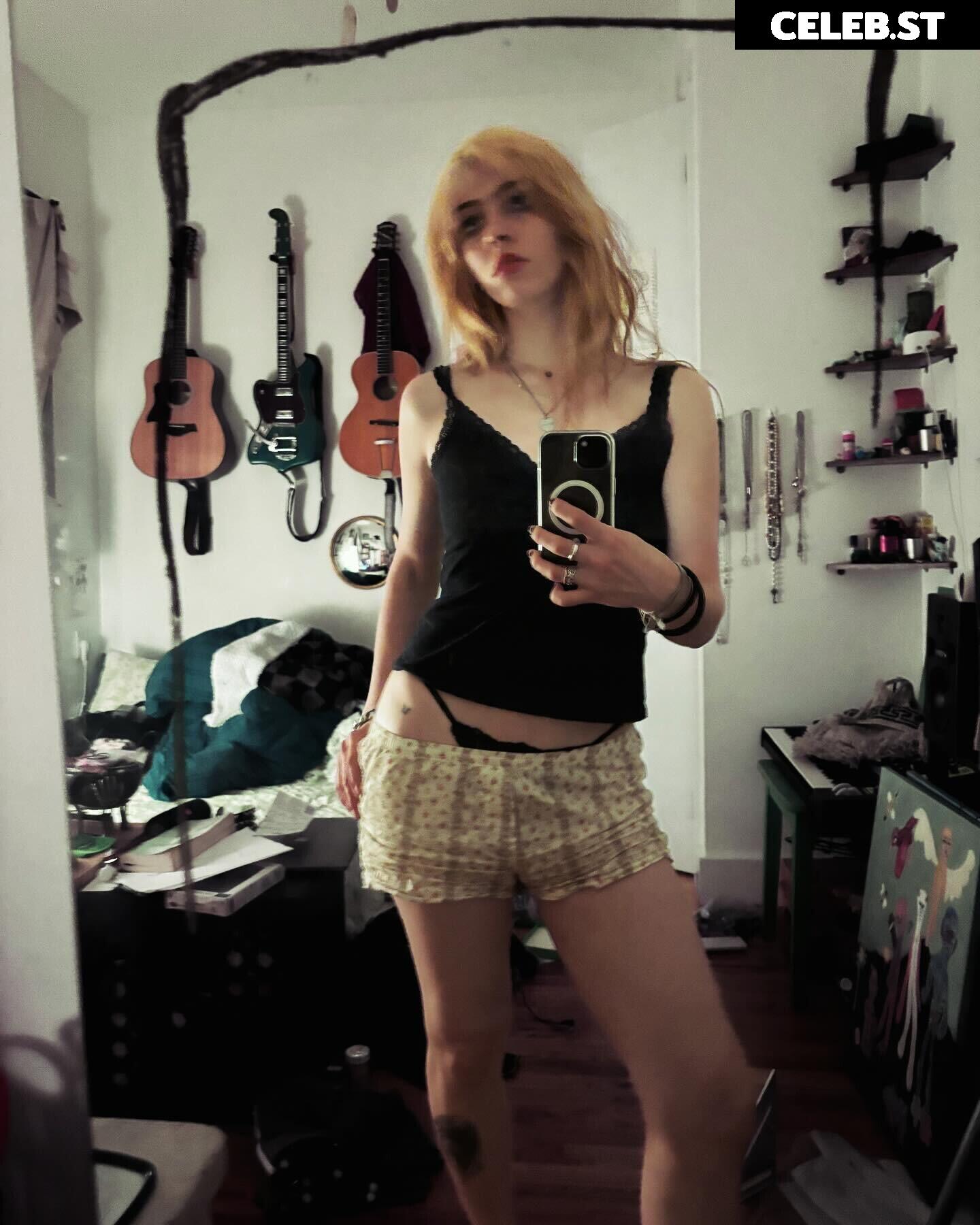 wormsheriff / Olivia O Image 4671106