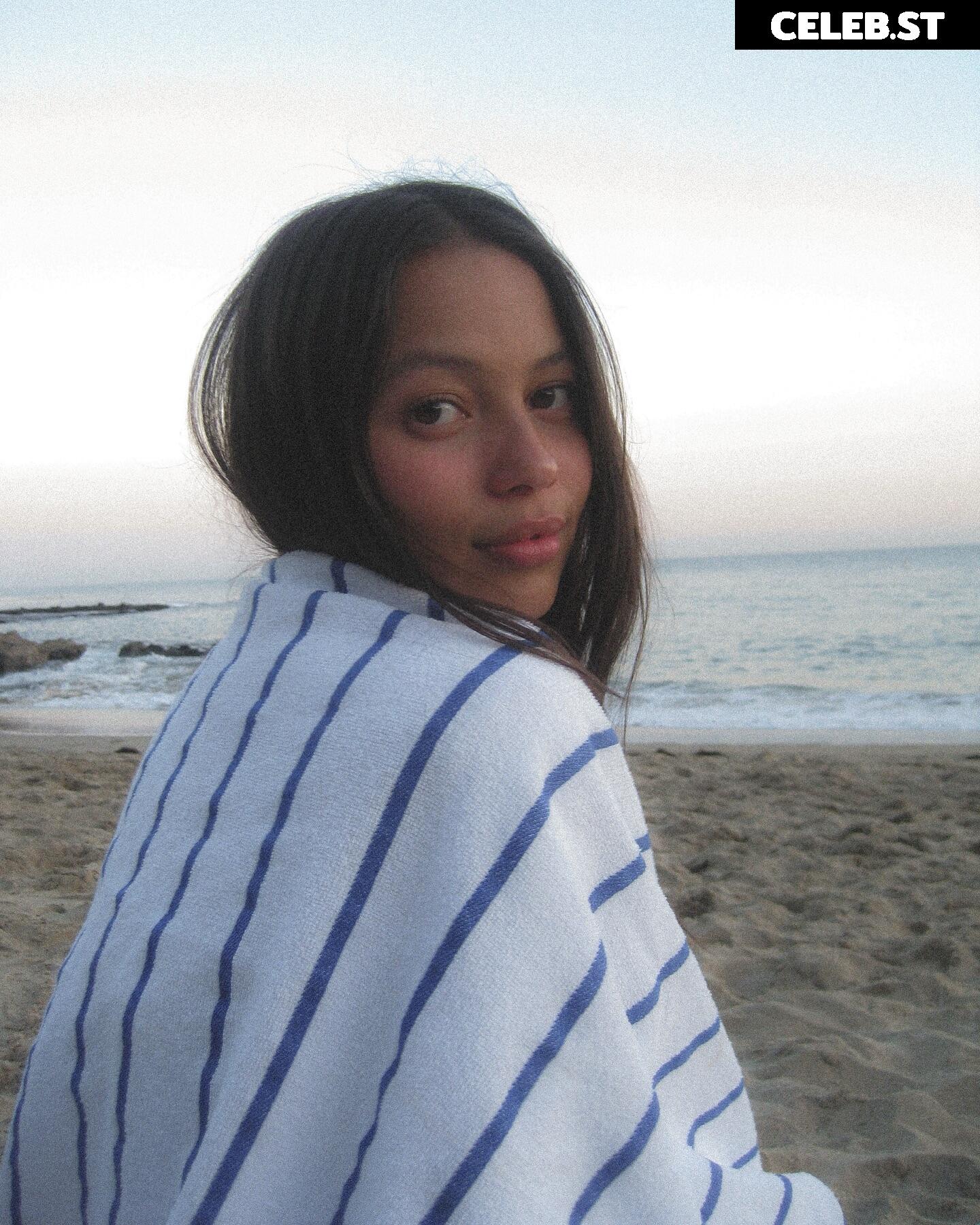 Fiona Barron Image 4678435