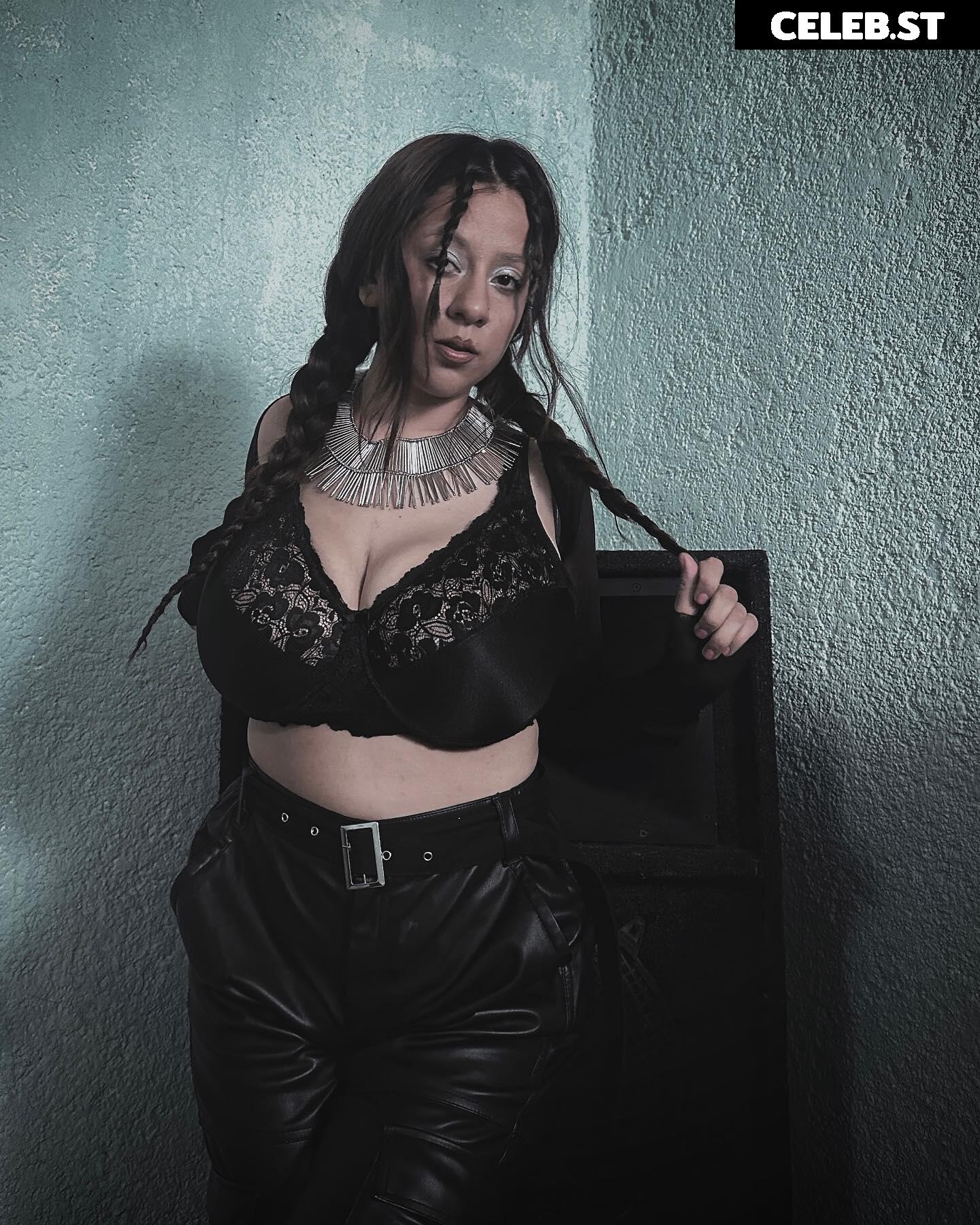 Josahandrylia Image 4663081