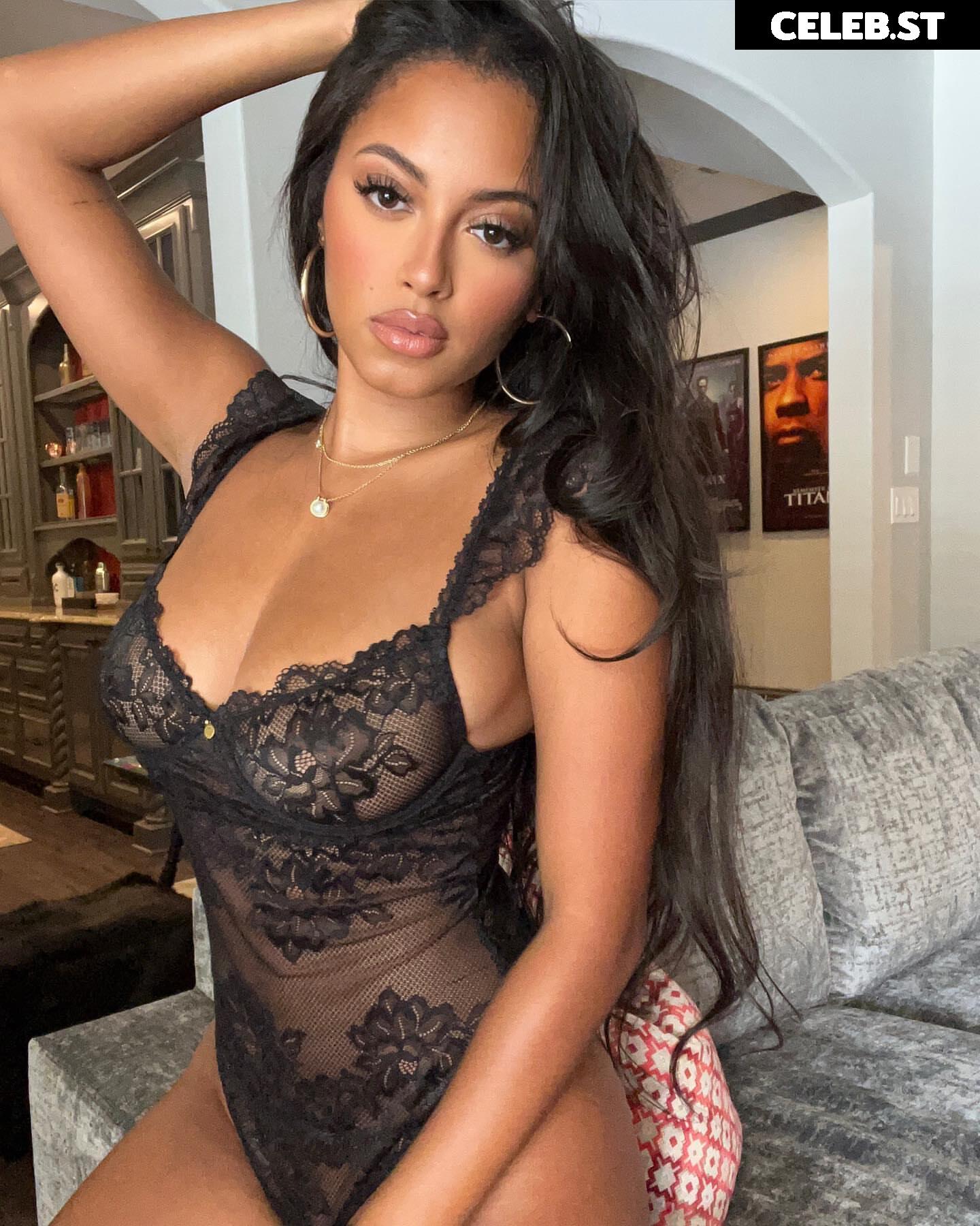 jonica / jonica keating Image 4669021