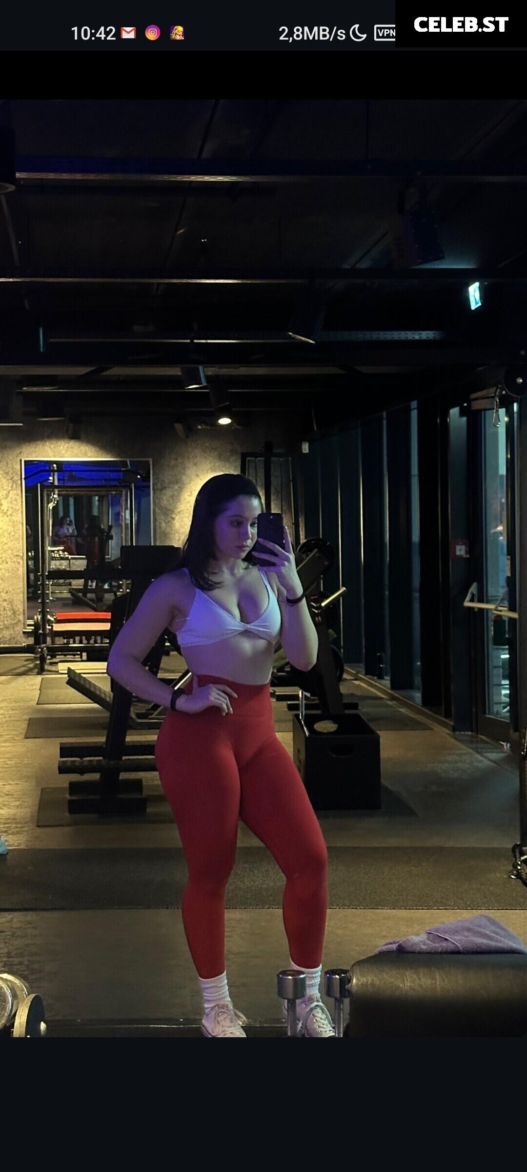 Hilal fener / hilalfenerr Image 4656247