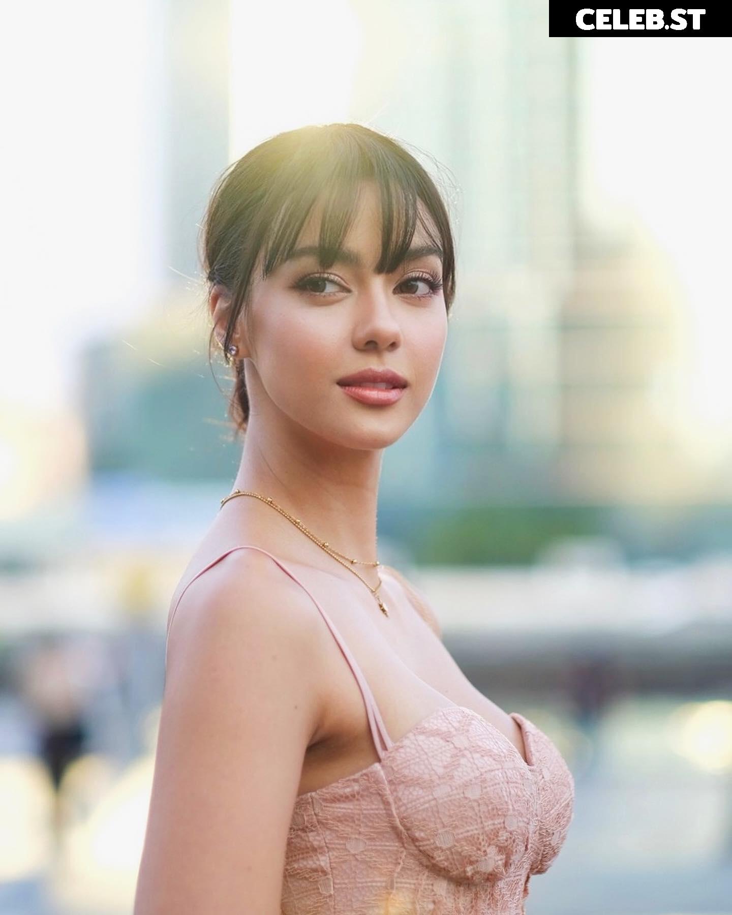 Amanda Obdam - amanda.obdam Image 4650373