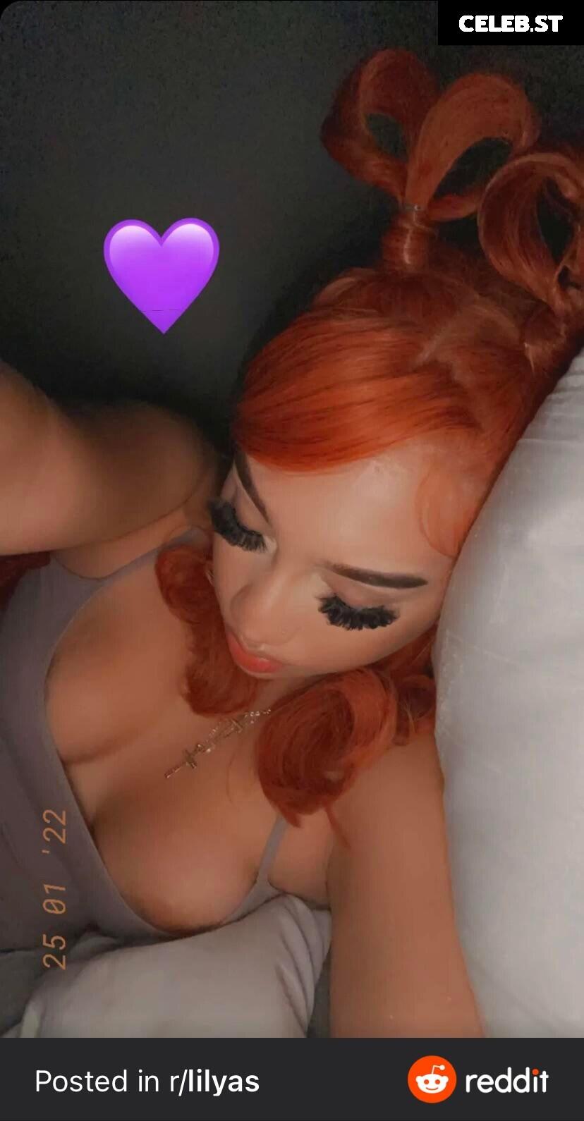 Yasmeen nicole / llil.yas Image 4659358