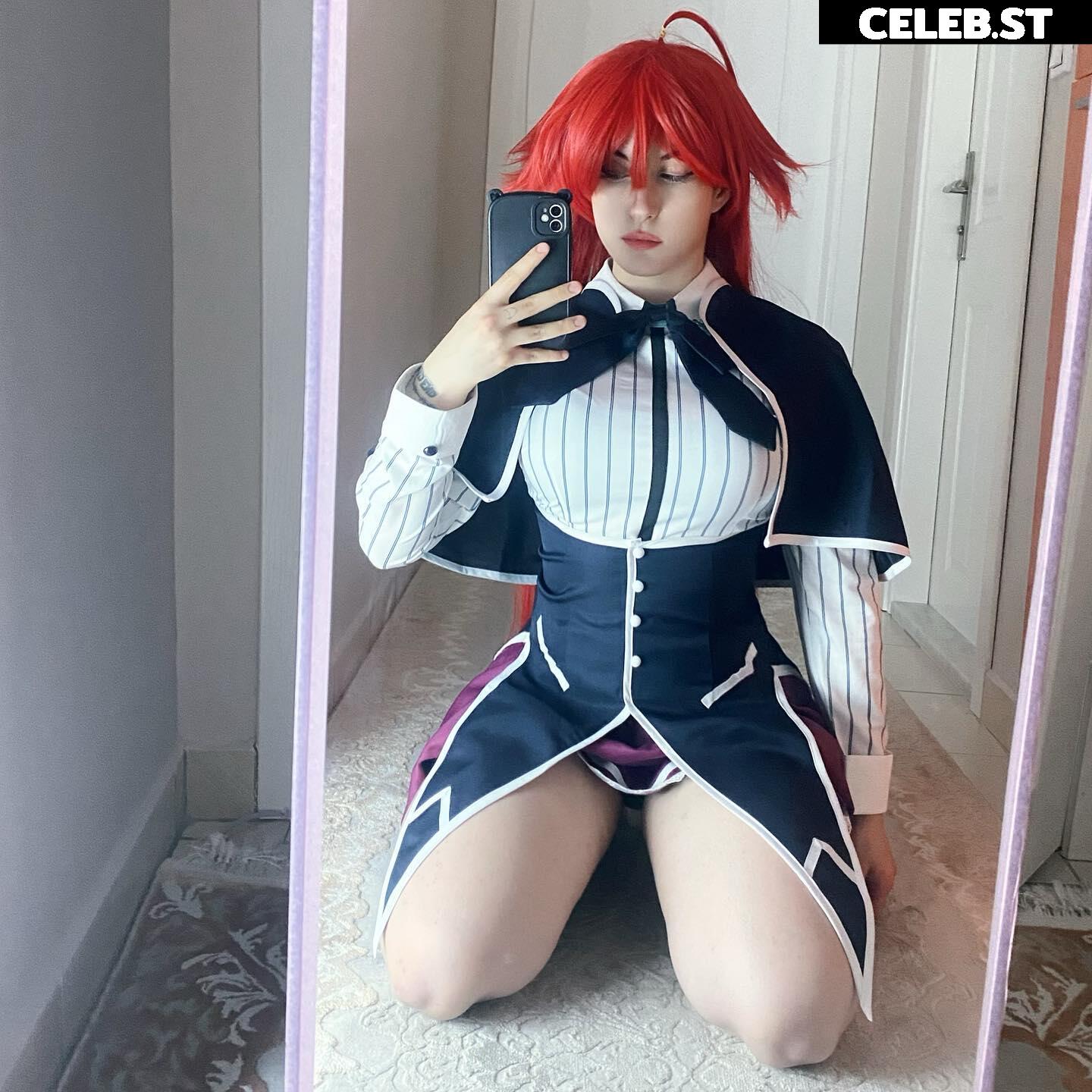 Sudemwah / Sude Akar / sudemwah0 / sudwnpai Image 4643721