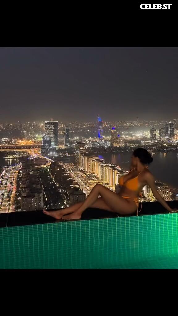 Kadelle Samuals, @kadellesamuals_ busty instagram model Image 4634546