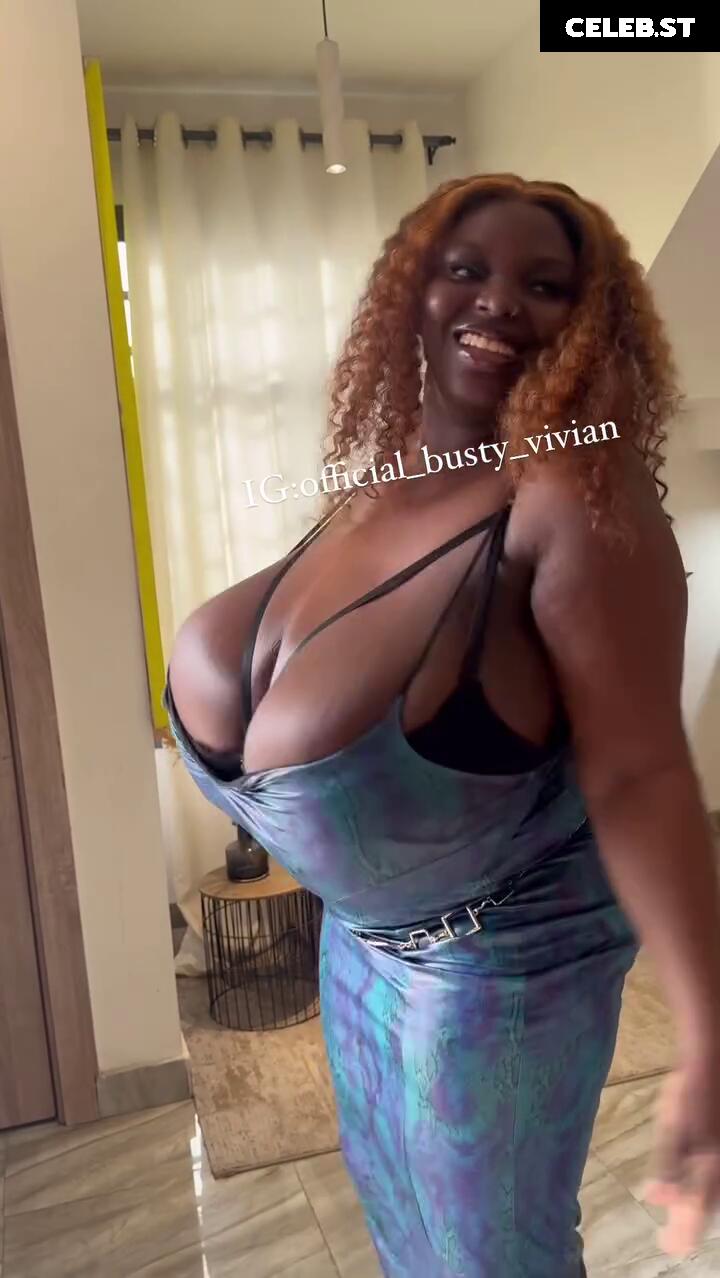 Busty Vivian: Biggest boobs in Africa ! Image 4633226