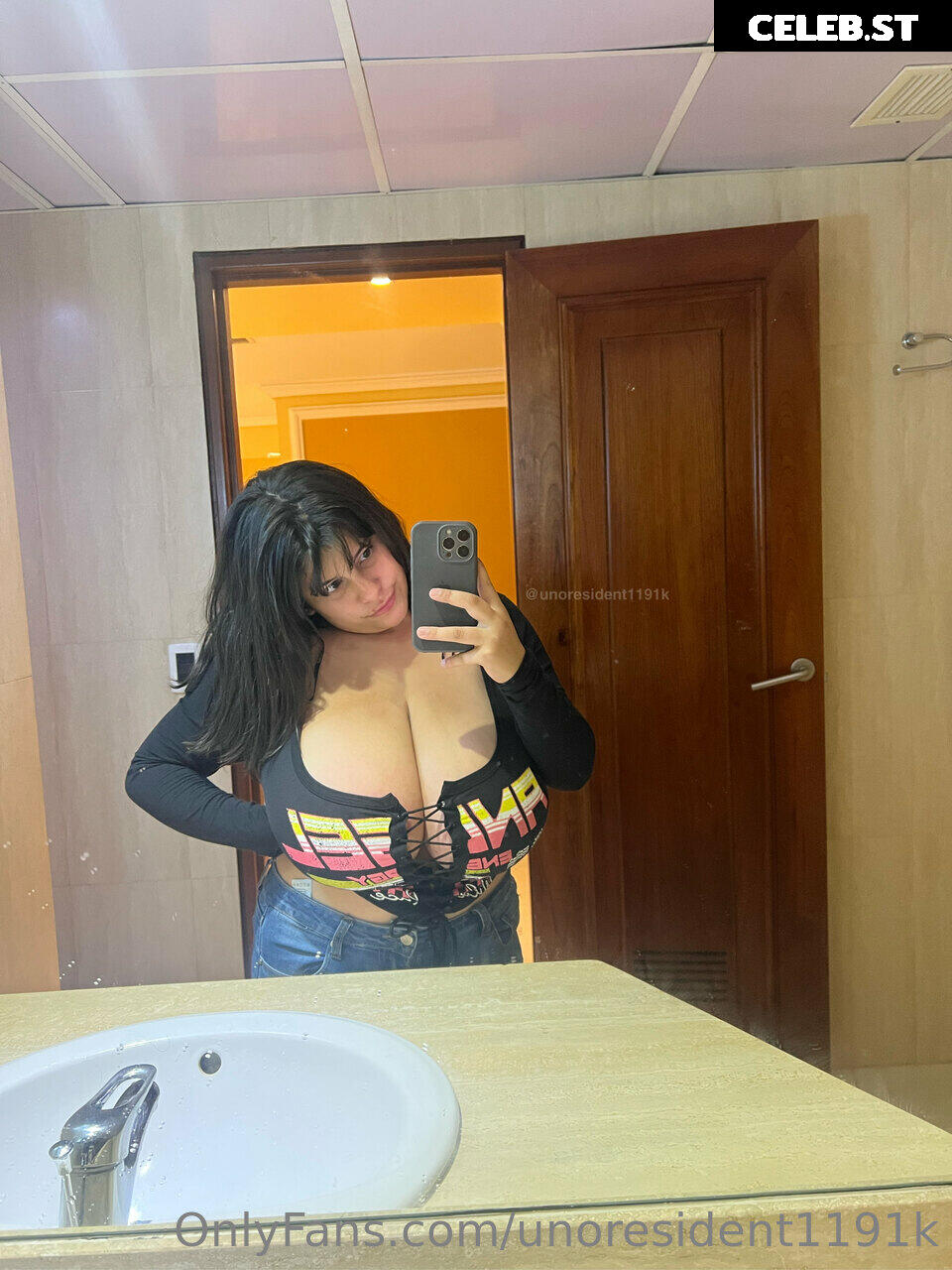 unoresident1191k / Daniela Pereira Image 4639239