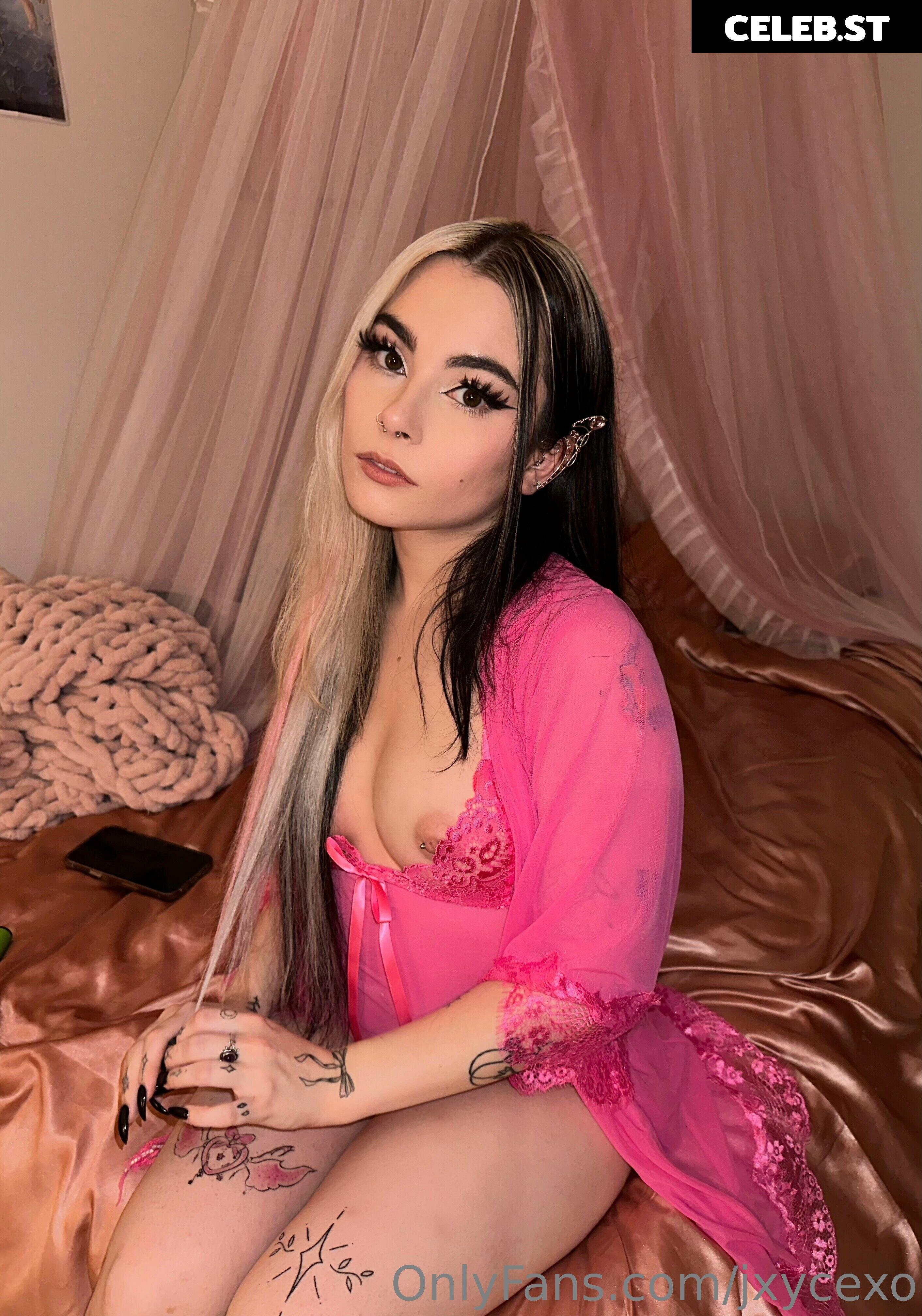 jjoycely | jj0yce | jxycexo Image 4629750