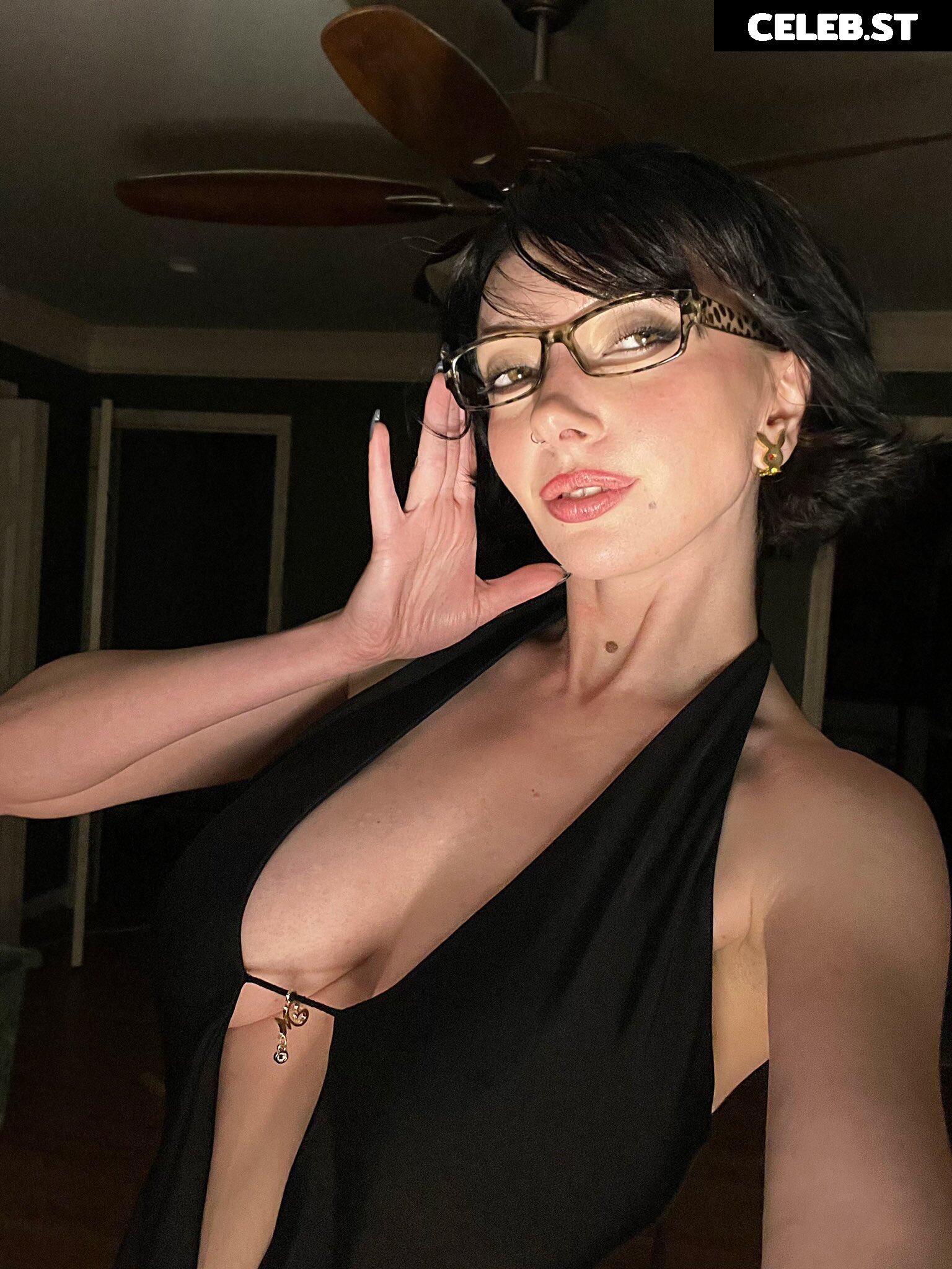 onlyzaboomafoo | lycragun | bondgirlmechsuit Image 4616273
