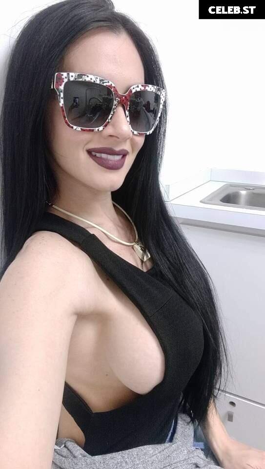 Diosa Canales Image 4619221