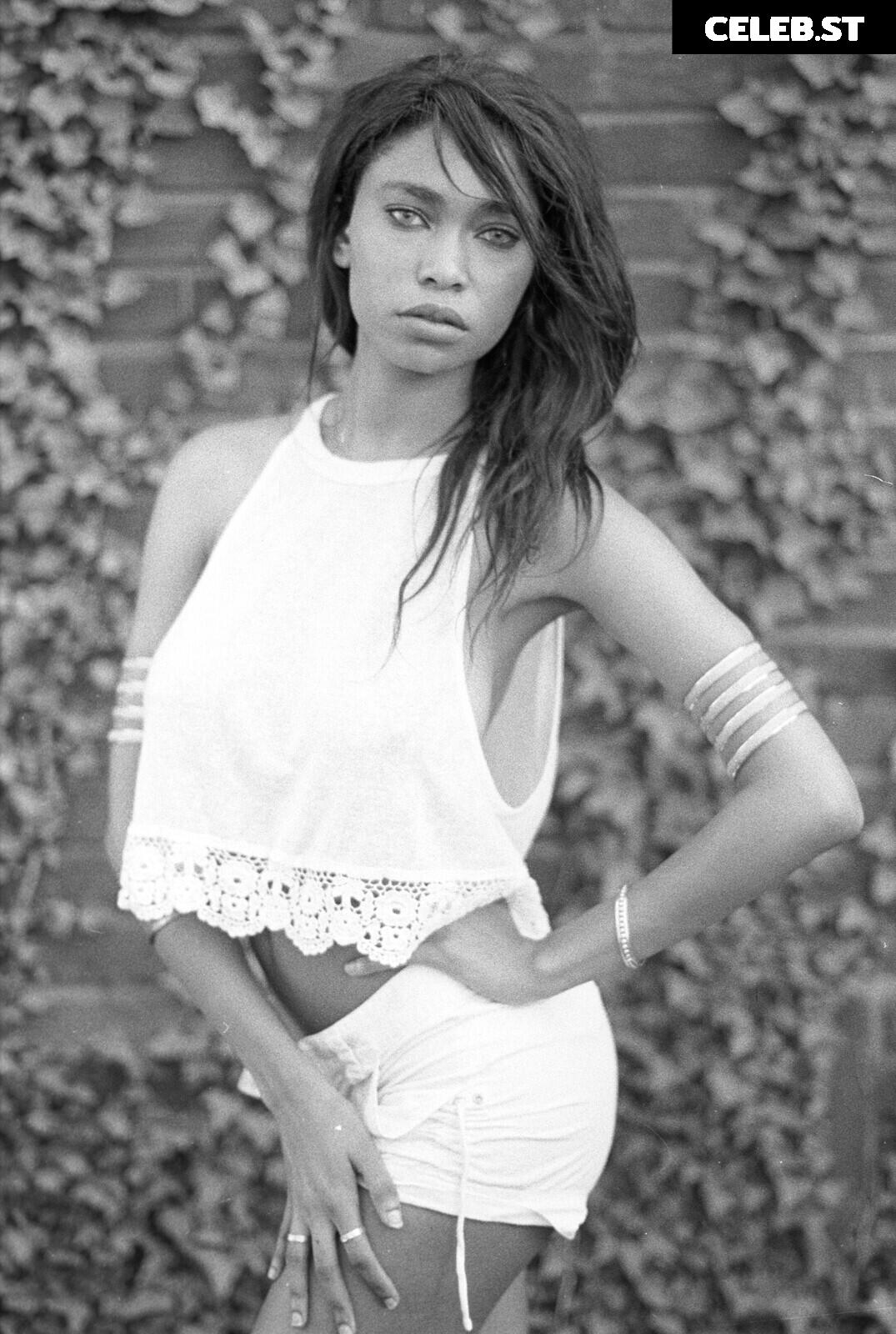 Xiea Hull Image 4606956