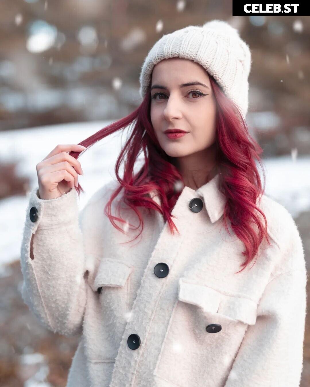 Anniefuchsia Image 4794217