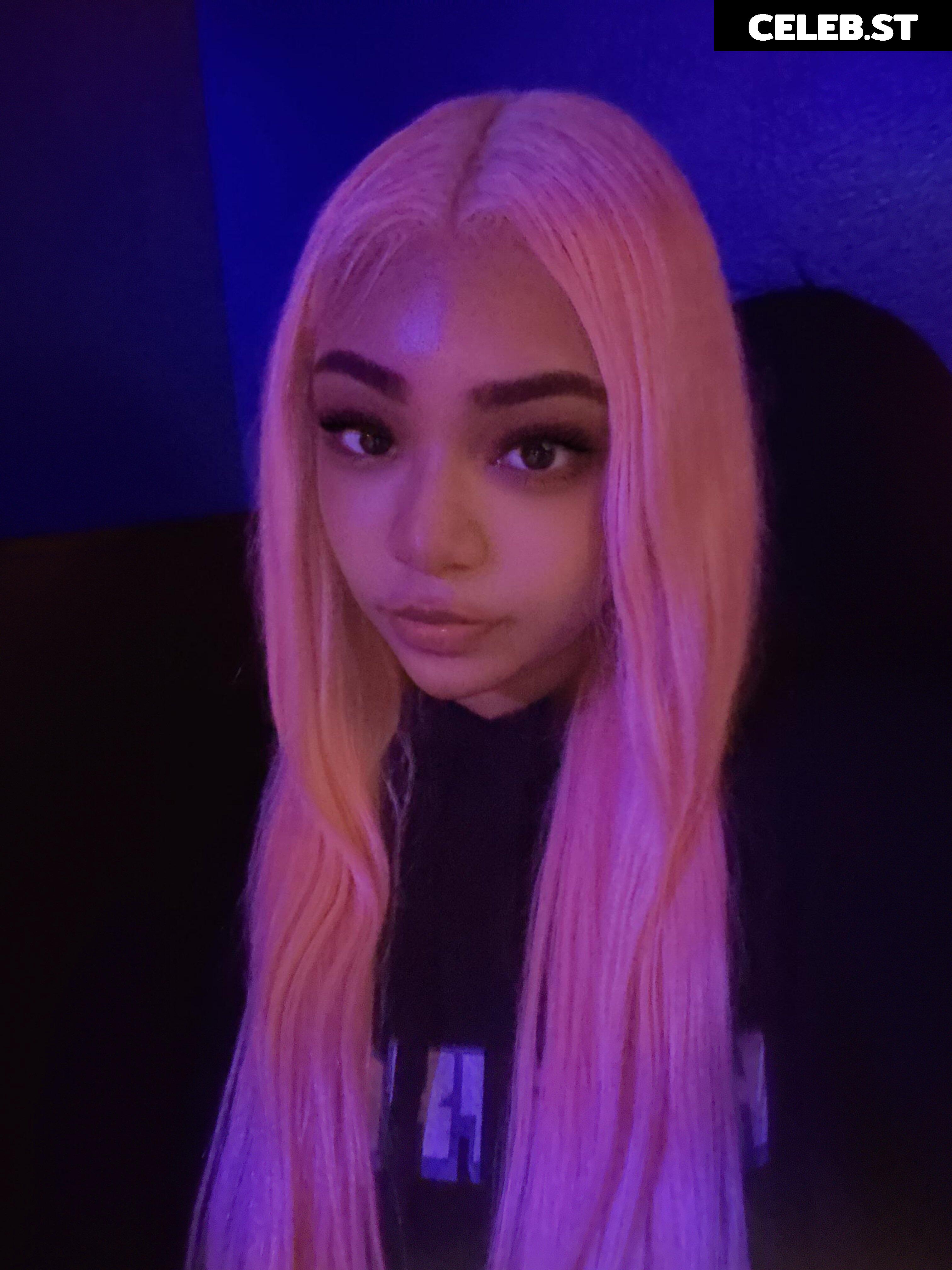 T1kitty / kittyxna Image 4785133