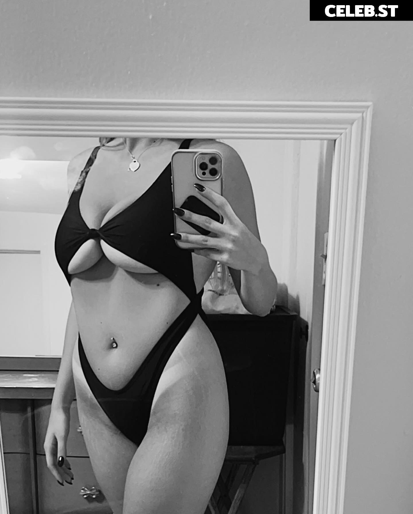 Anya.Truax Image 4781885