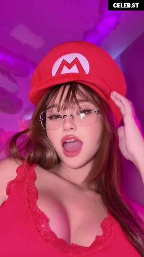 Jeila Dizon @jeilalou Image 4783813