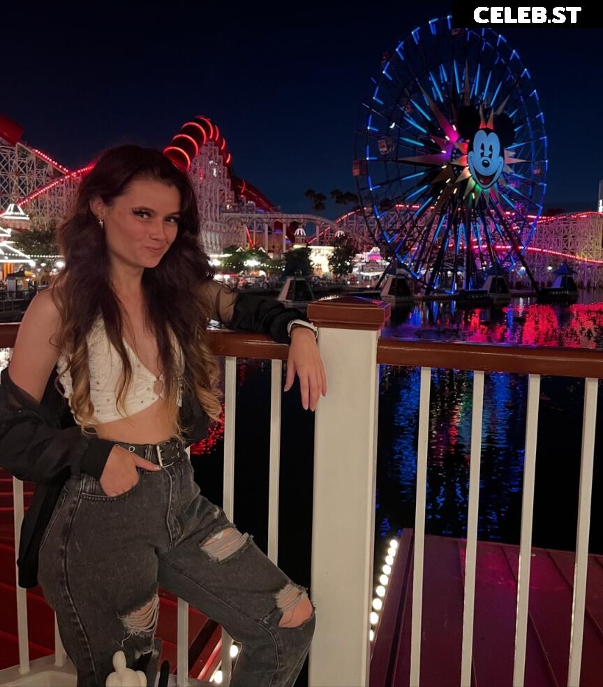 Mally_Mouse Image 4780477