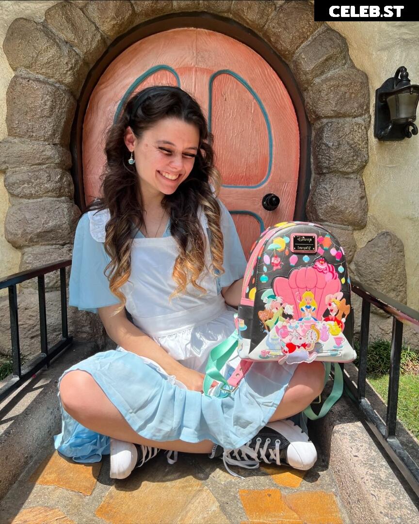 Mally_Mouse Image 4780119