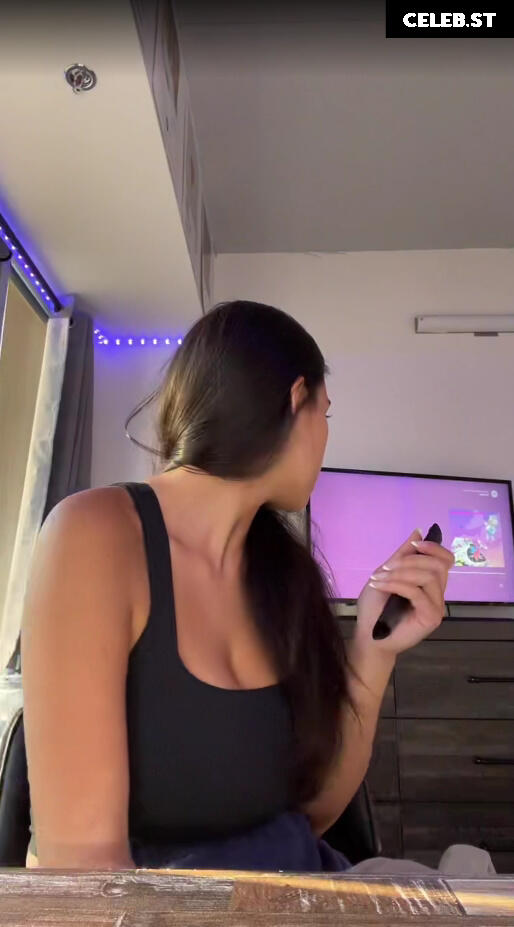 alex.papadonker Image 4776819