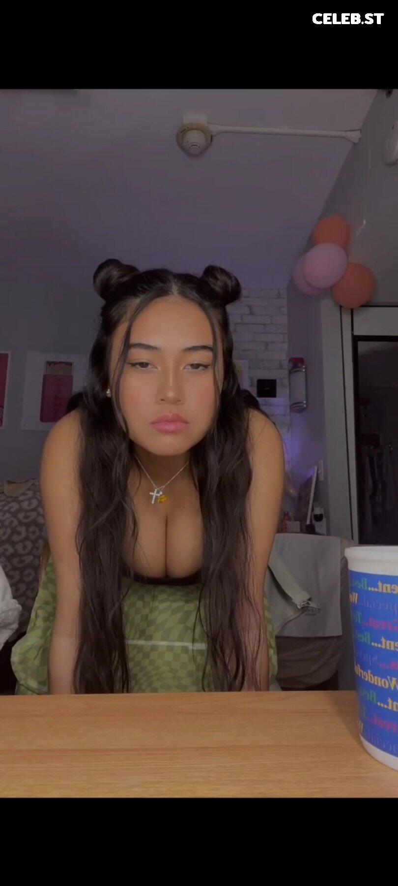 alex.papadonker Image 4777093