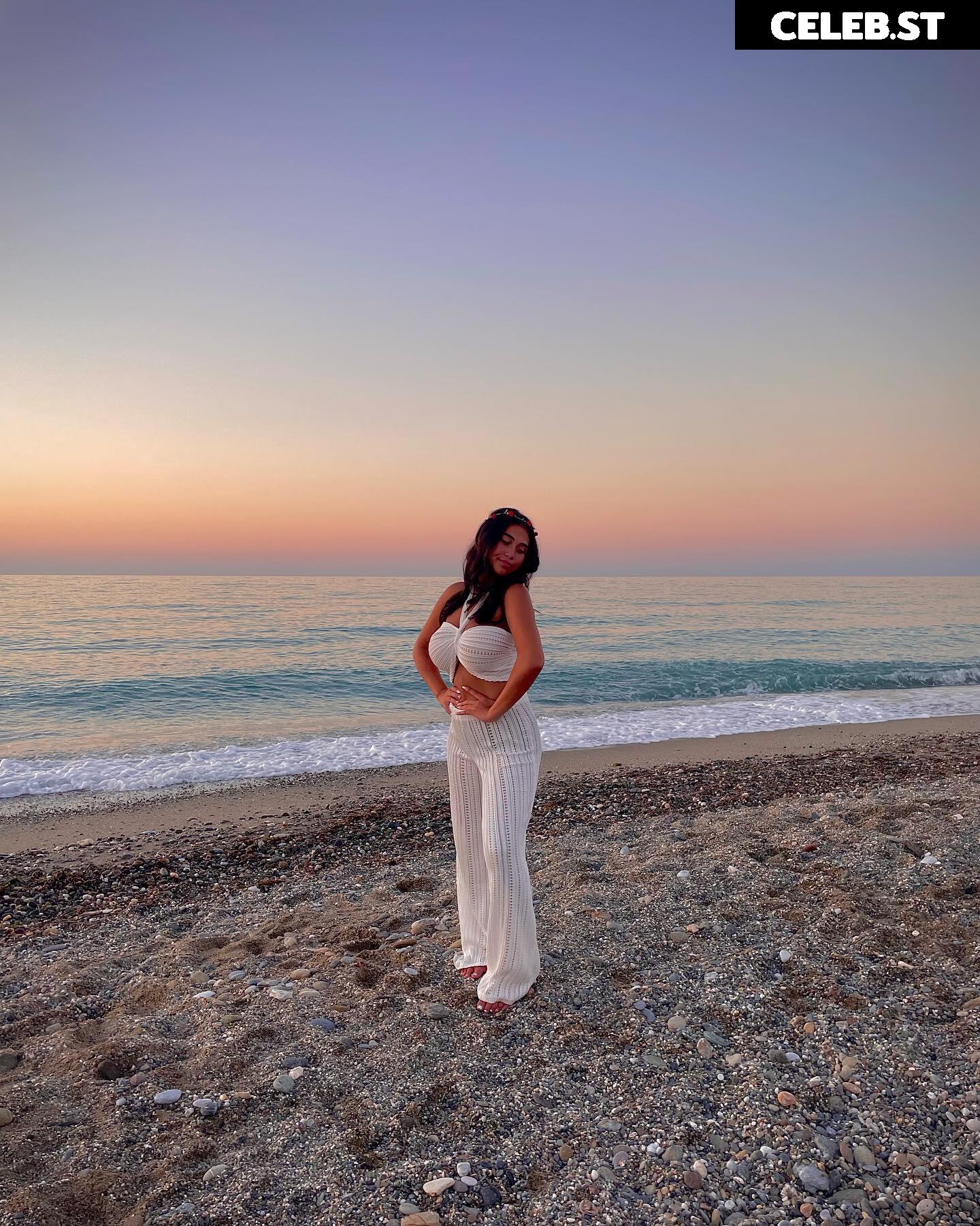 alex.papadonker Image 4774493