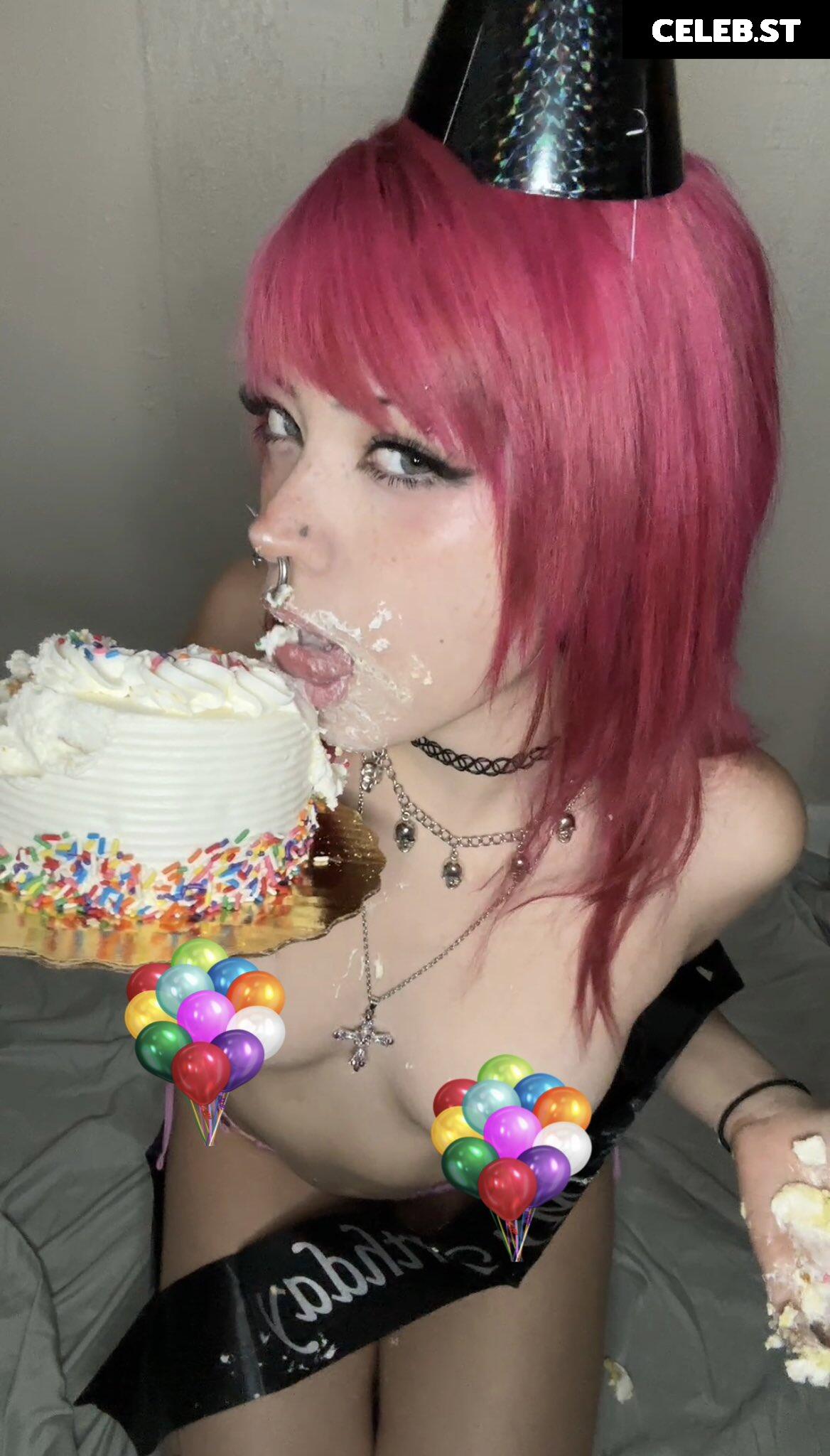 Vampirekitt3n | Valvampire | Peachyyval | kill.val Image 4774495