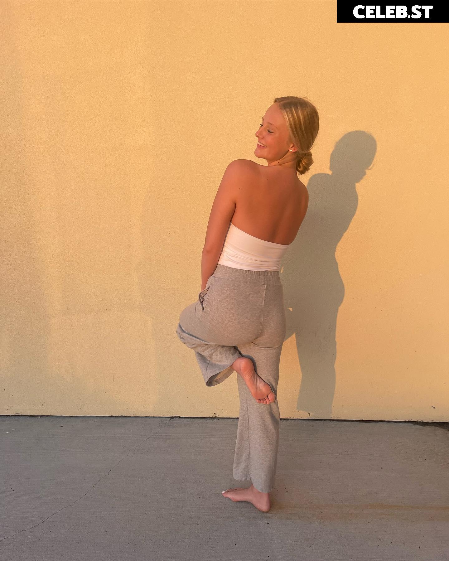 Anya.Truax Image 4771928