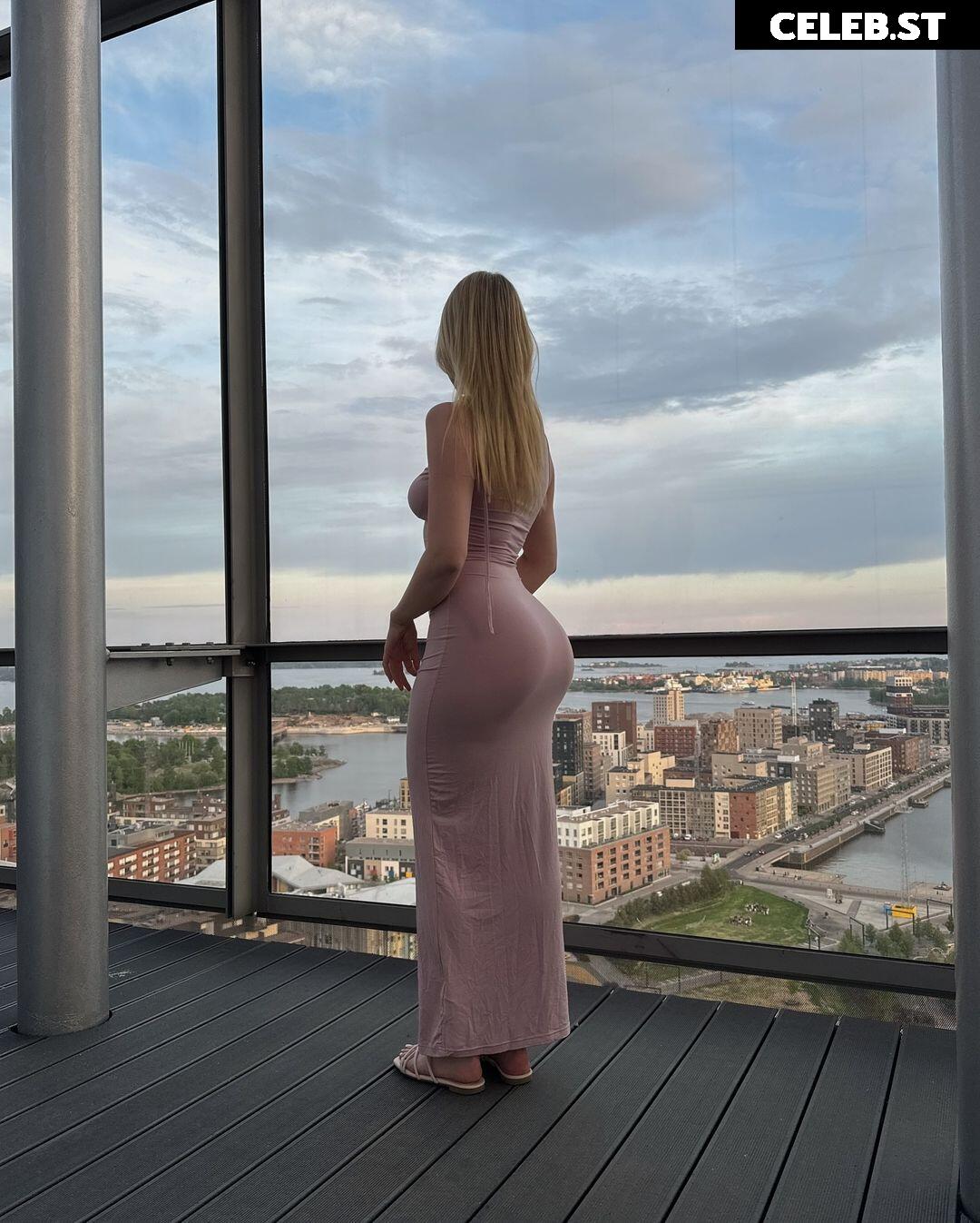 1rtonamu | Sara Manner Image 4772242