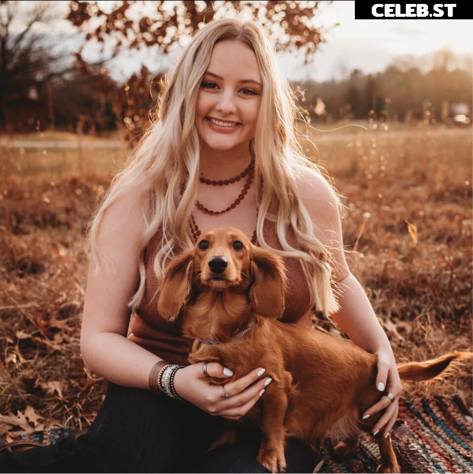 Anya.Truax Image 4773673