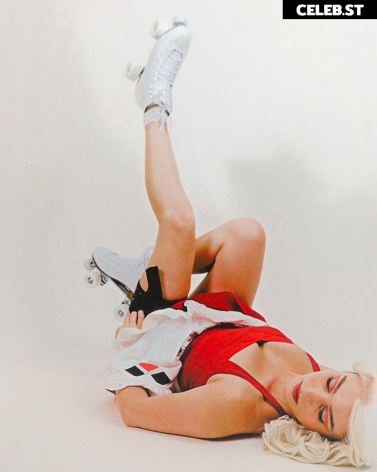 Taya Miller / Tayamillerr Image 4765828