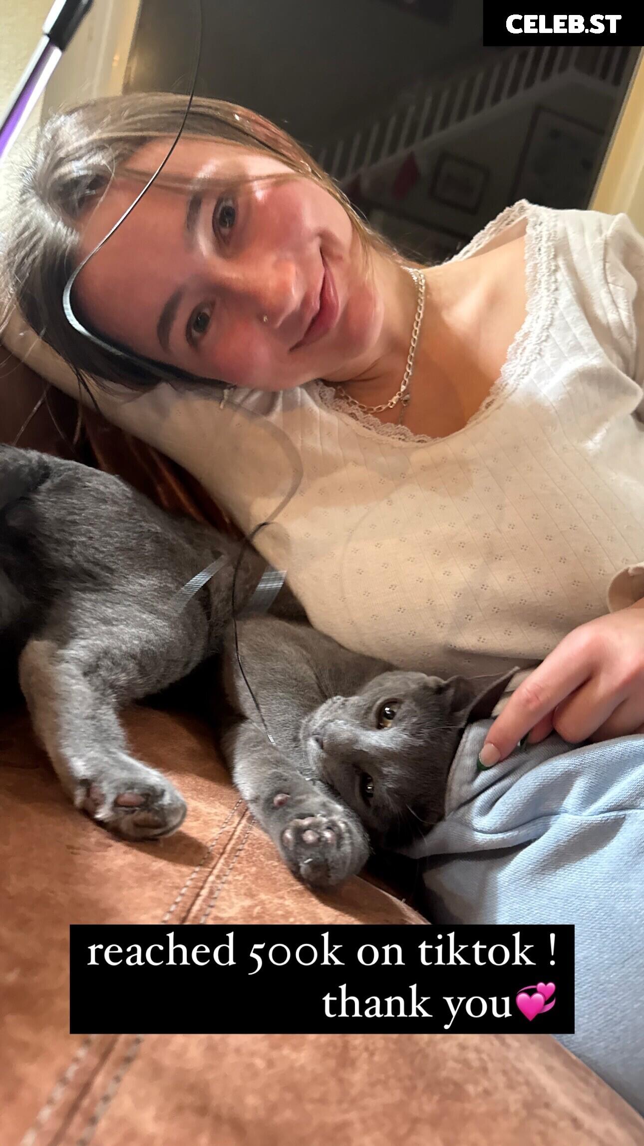 Nnevelpappermann | Devon Shae Image 4765918