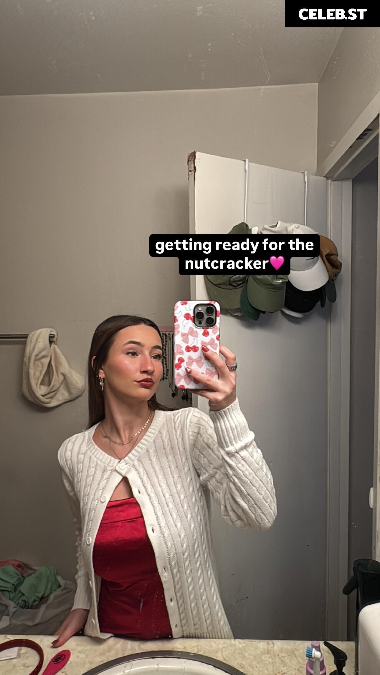 Nnevelpappermann | Devon Shae Image 4762692