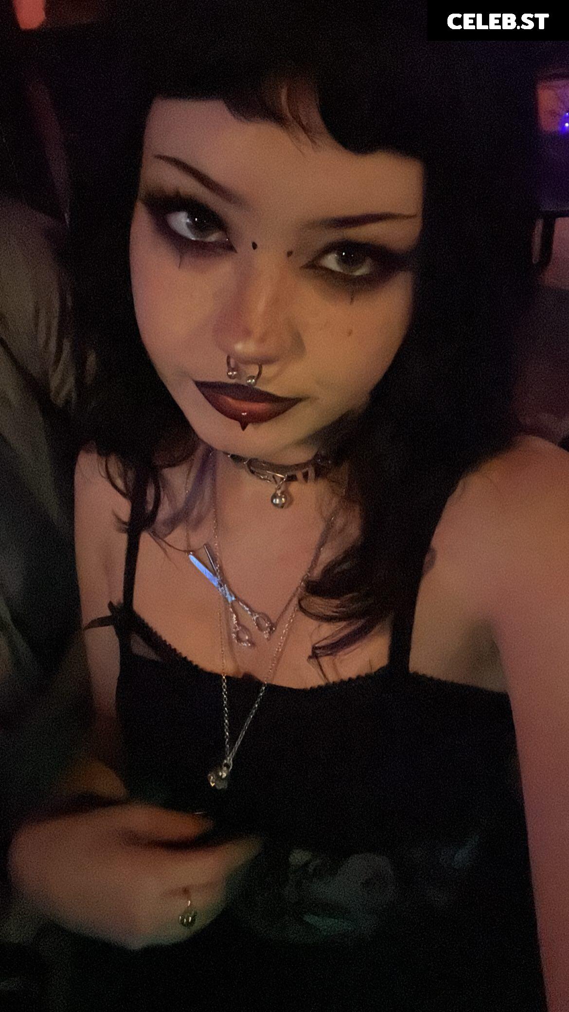 Vampirekitt3n | Valvampire | Peachyyval | kill.val Image 4768430