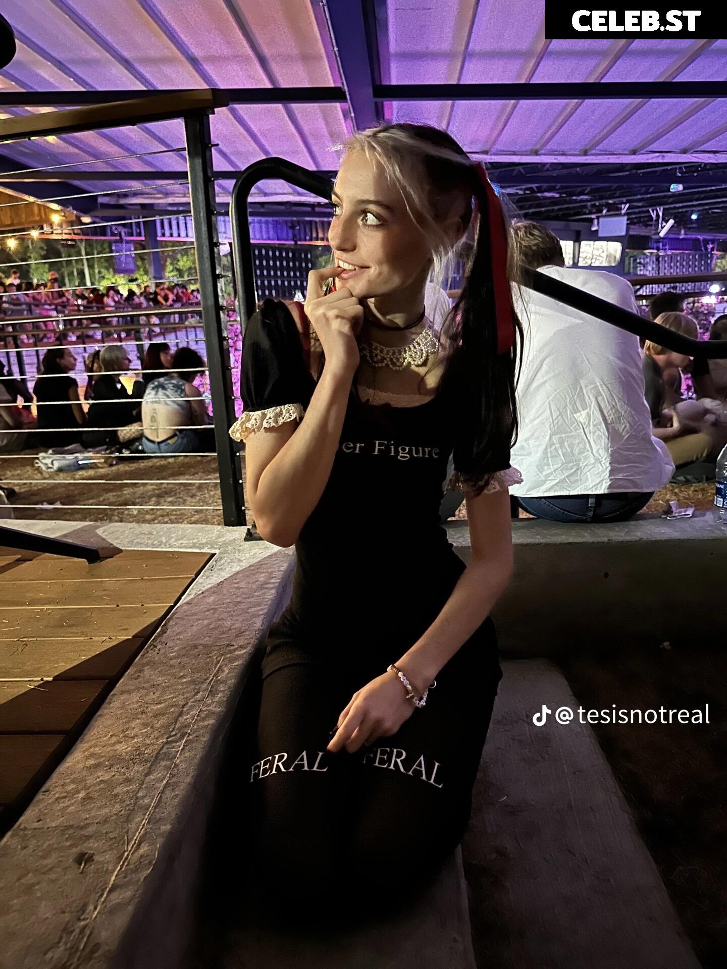 tesisnotreal Image 4768133