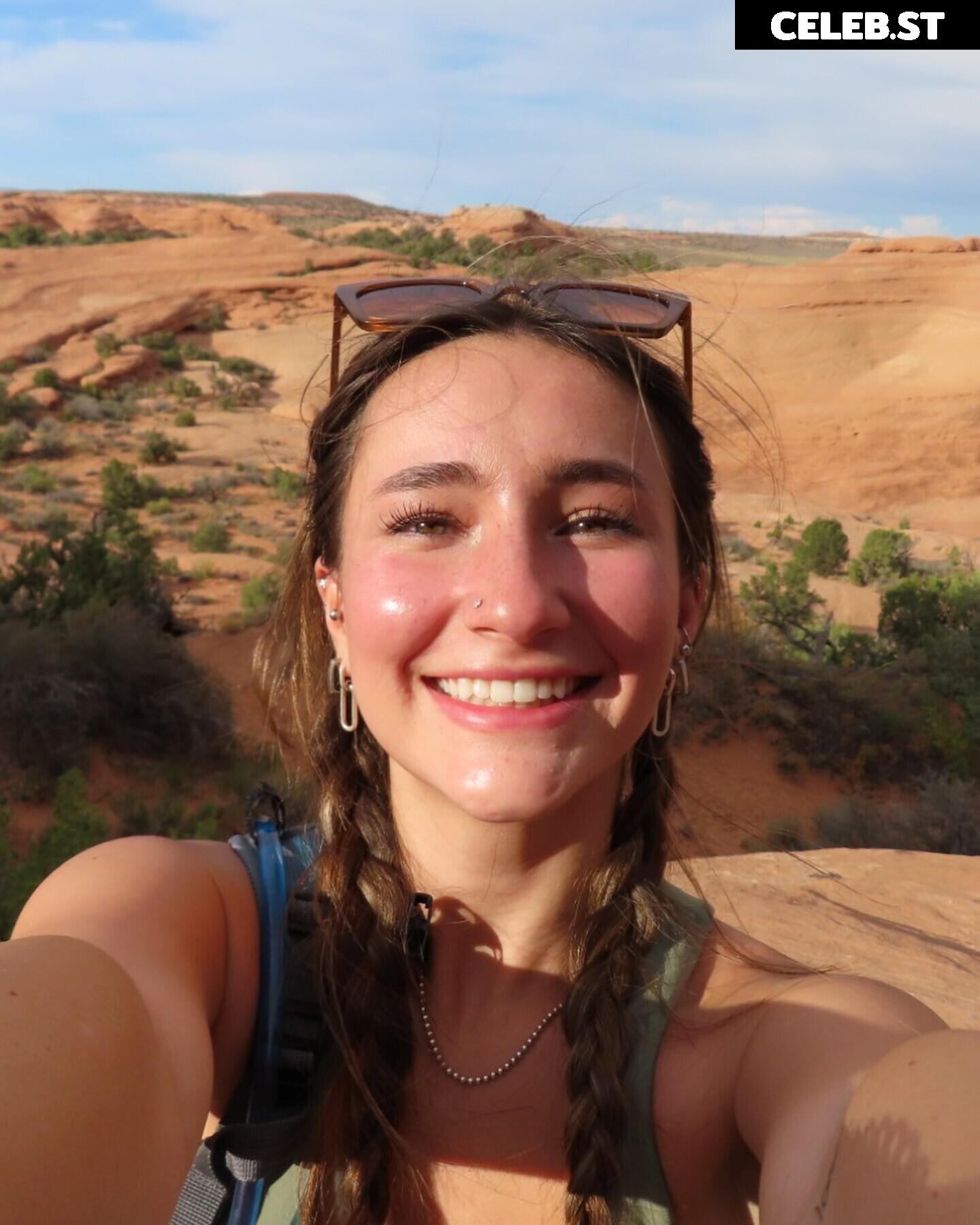 Nnevelpappermann | Devon Shae Image 4757804